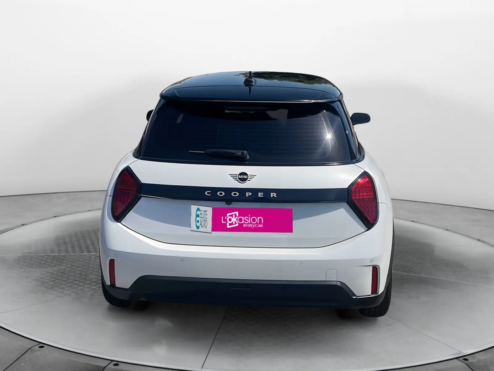 Acheter une mini Cooper 156 ch DKG7 C d’occasion avec 9800km disponible immédiatement - photo 4
