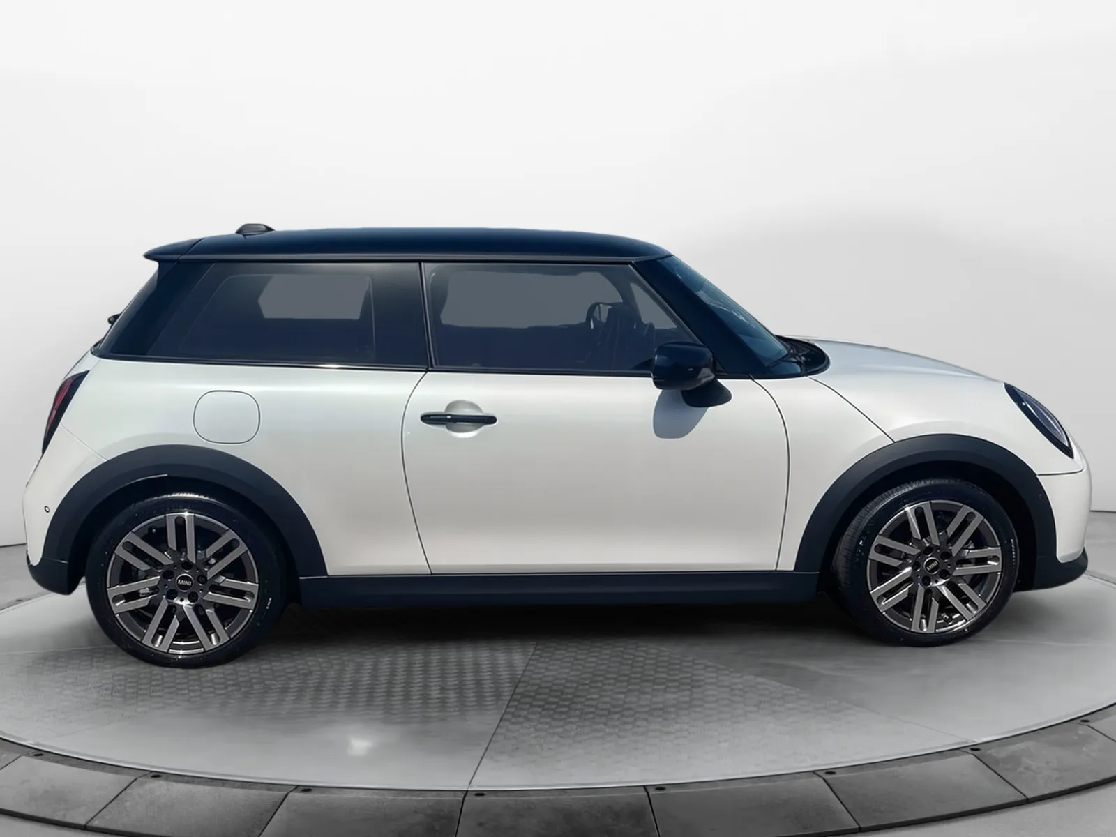 Acheter une mini Cooper 156 ch DKG7 C d’occasion avec 9800km disponible immédiatement - photo 6