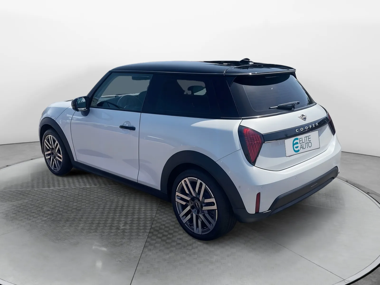 Acheter une mini Cooper 156 ch DKG7 C d’occasion avec 9800km disponible immédiatement - photo 3