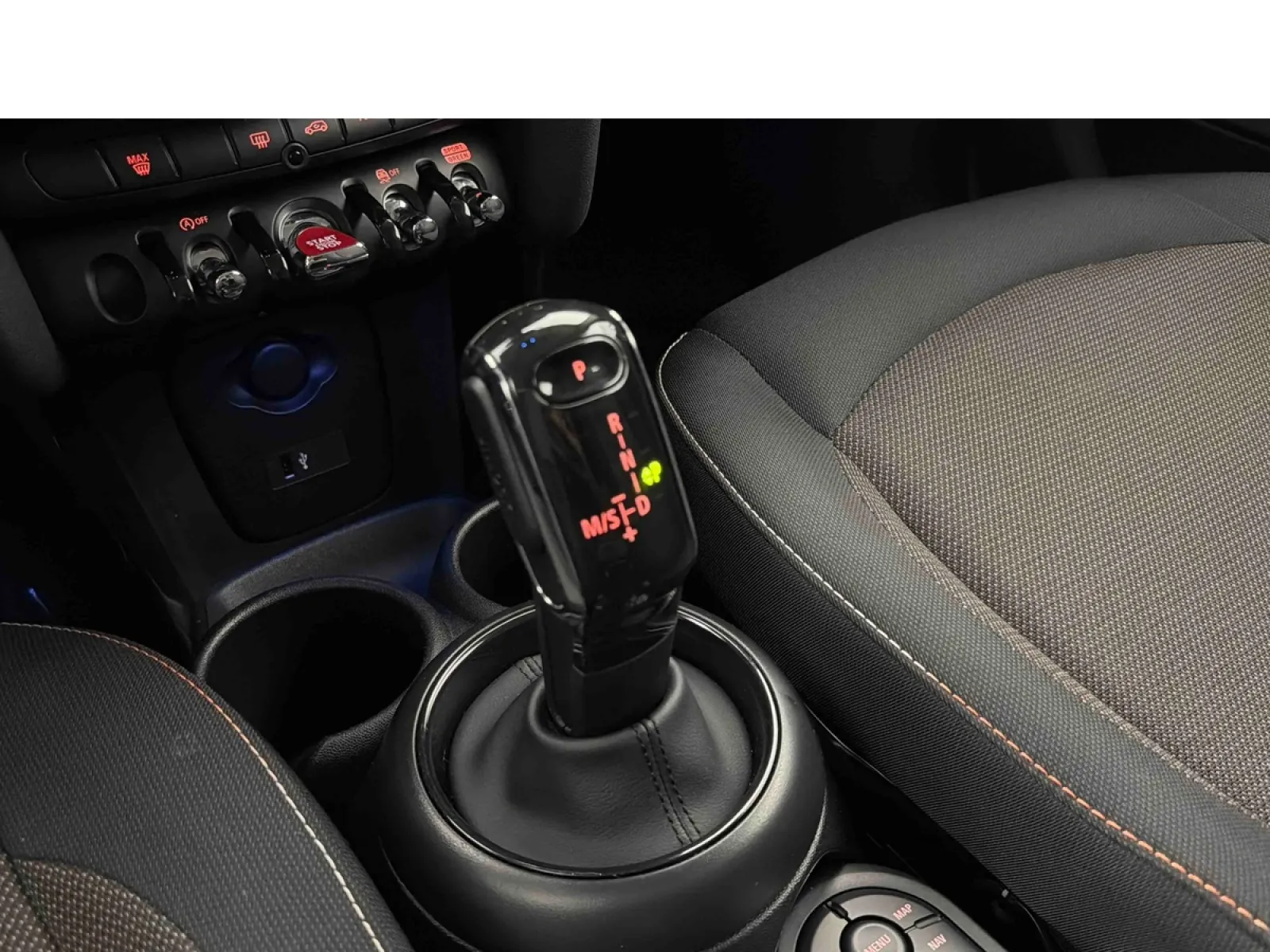 Acheter une mini Hatch 5 Portes Cooper 136 ch DKG7 d’occasion avec 23250km disponible immédiatement - photo 23