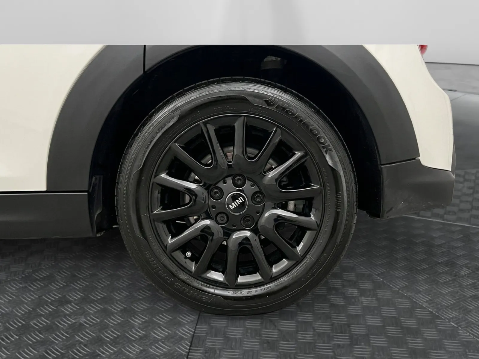 Acheter une mini Hatch 5 Portes Cooper 136 ch DKG7 d’occasion avec 23250km disponible immédiatement - photo 18