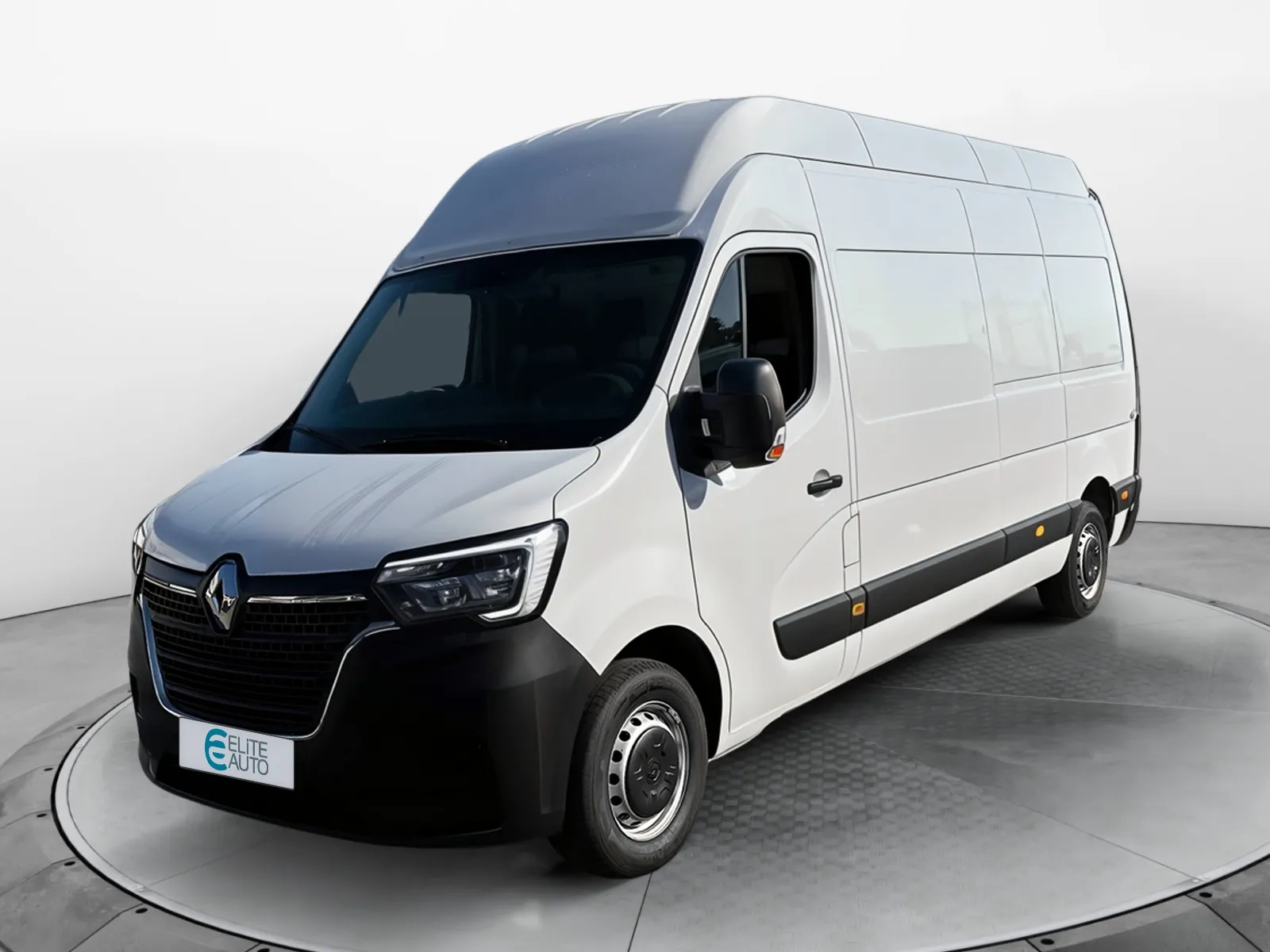 Acheter une renault MASTER FGN TRAC F3500 L3H3 BLUE DCI 135 d’occasion avec 26805km disponible immédiatement - photo 1