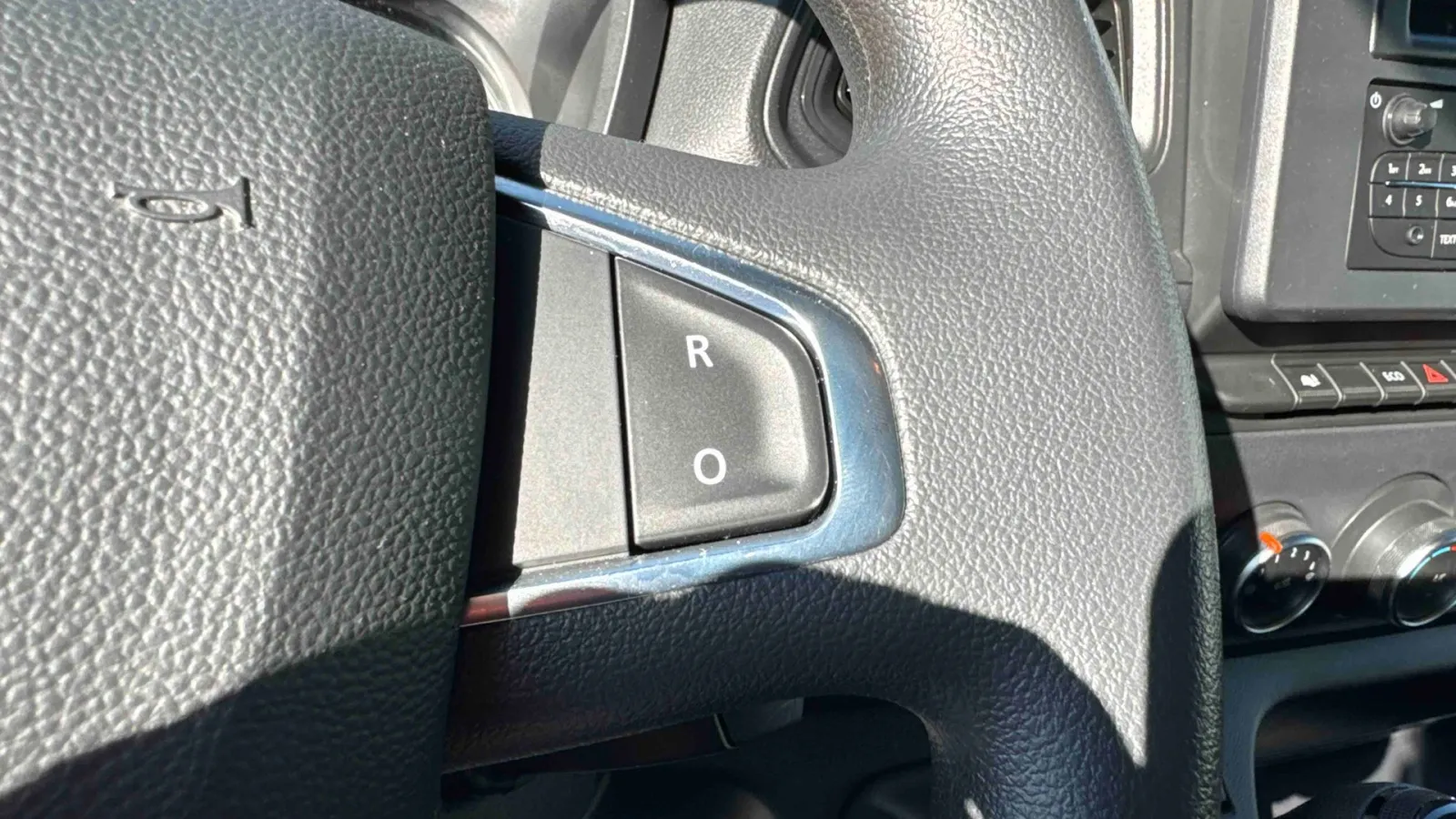 Acheter une renault MASTER FGN TRAC F3500 L3H3 BLUE DCI 135 d’occasion avec 26805km disponible immédiatement - photo 18