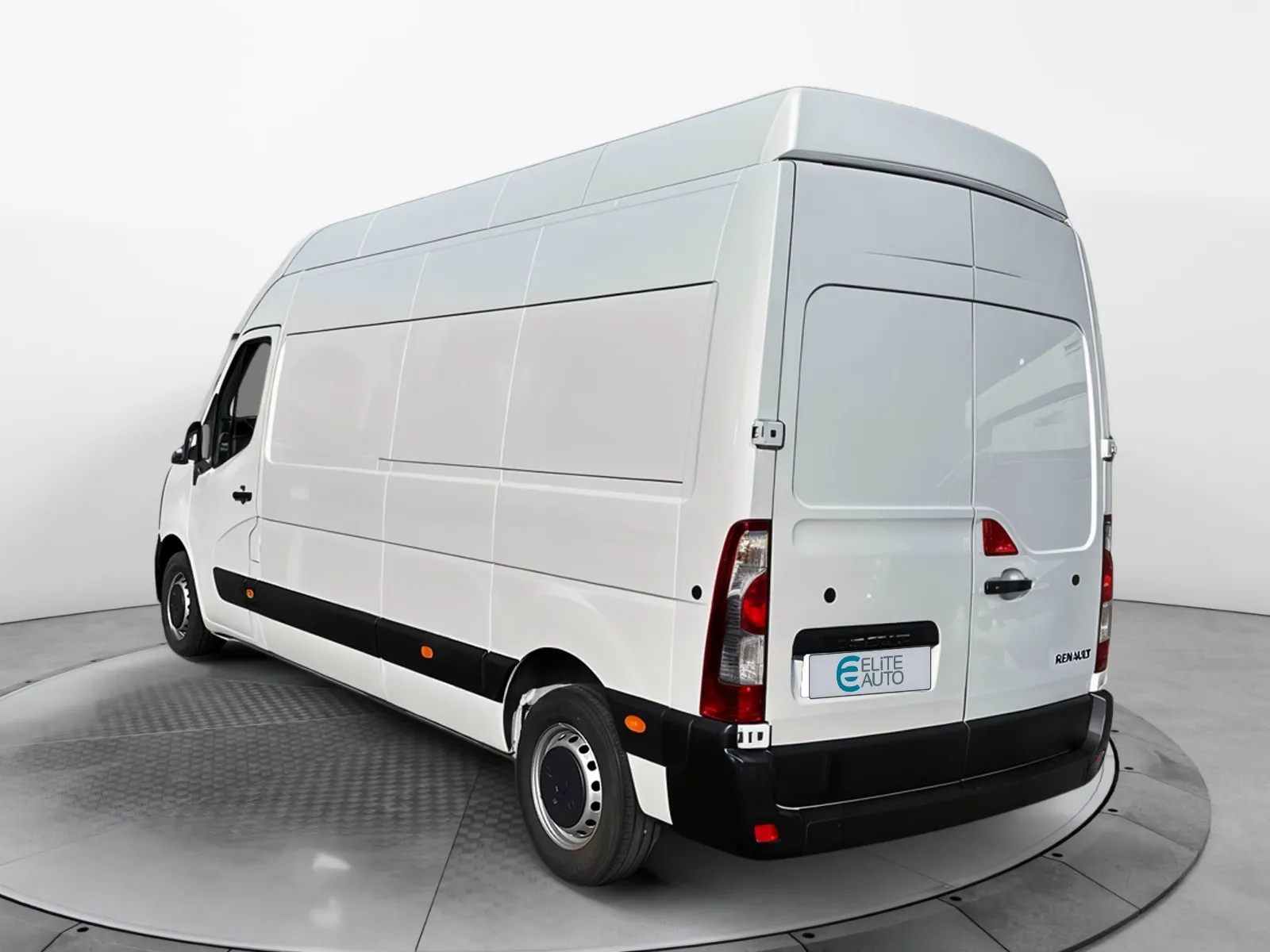 Acheter une renault MASTER FGN TRAC F3500 L3H3 BLUE DCI 135 d’occasion avec 26805km disponible immédiatement - photo 3