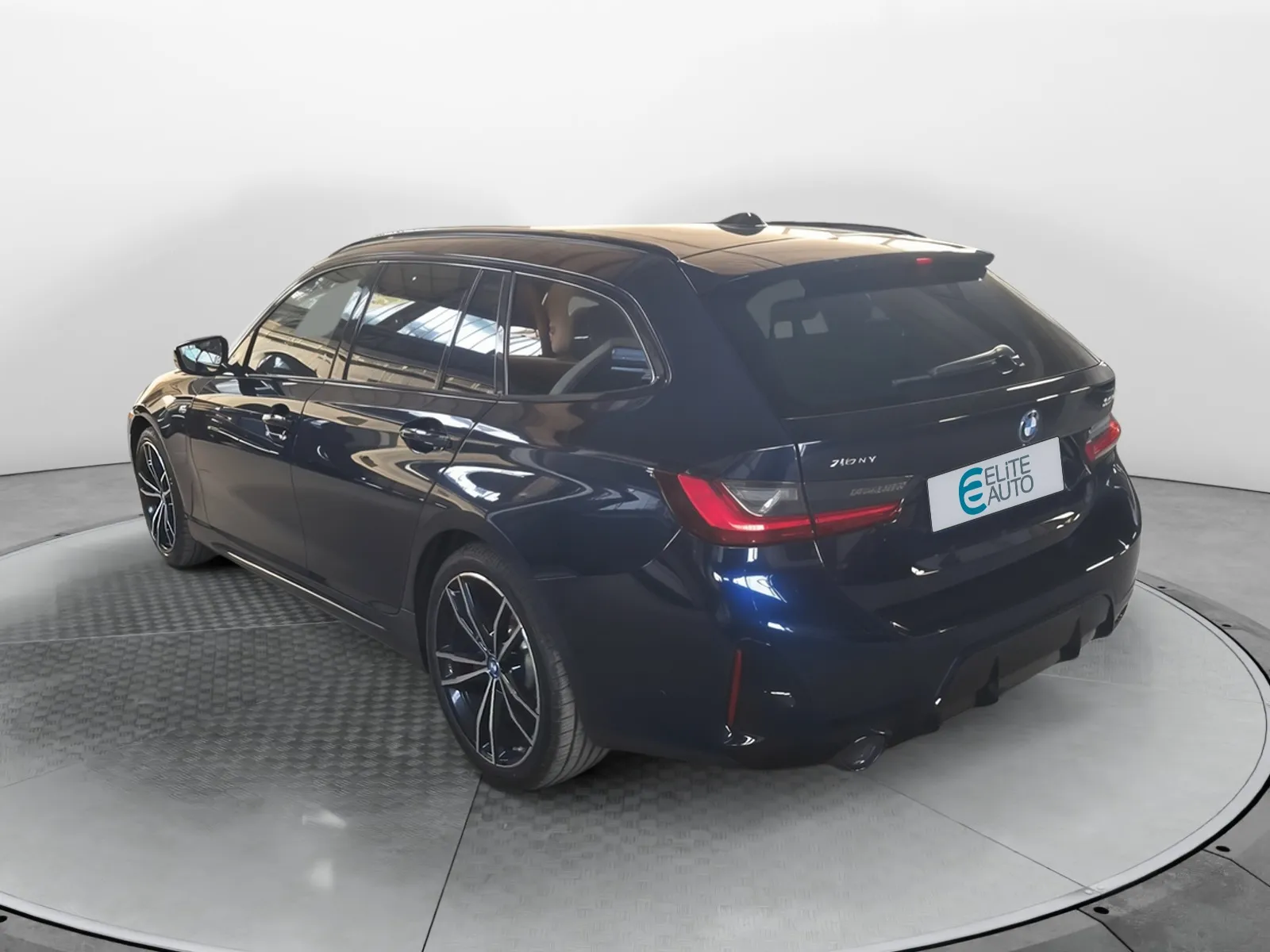 Acheter une bmw Touring 330e xDrive 292 ch BVA8 d’occasion avec 94567km disponible immédiatement - photo 3