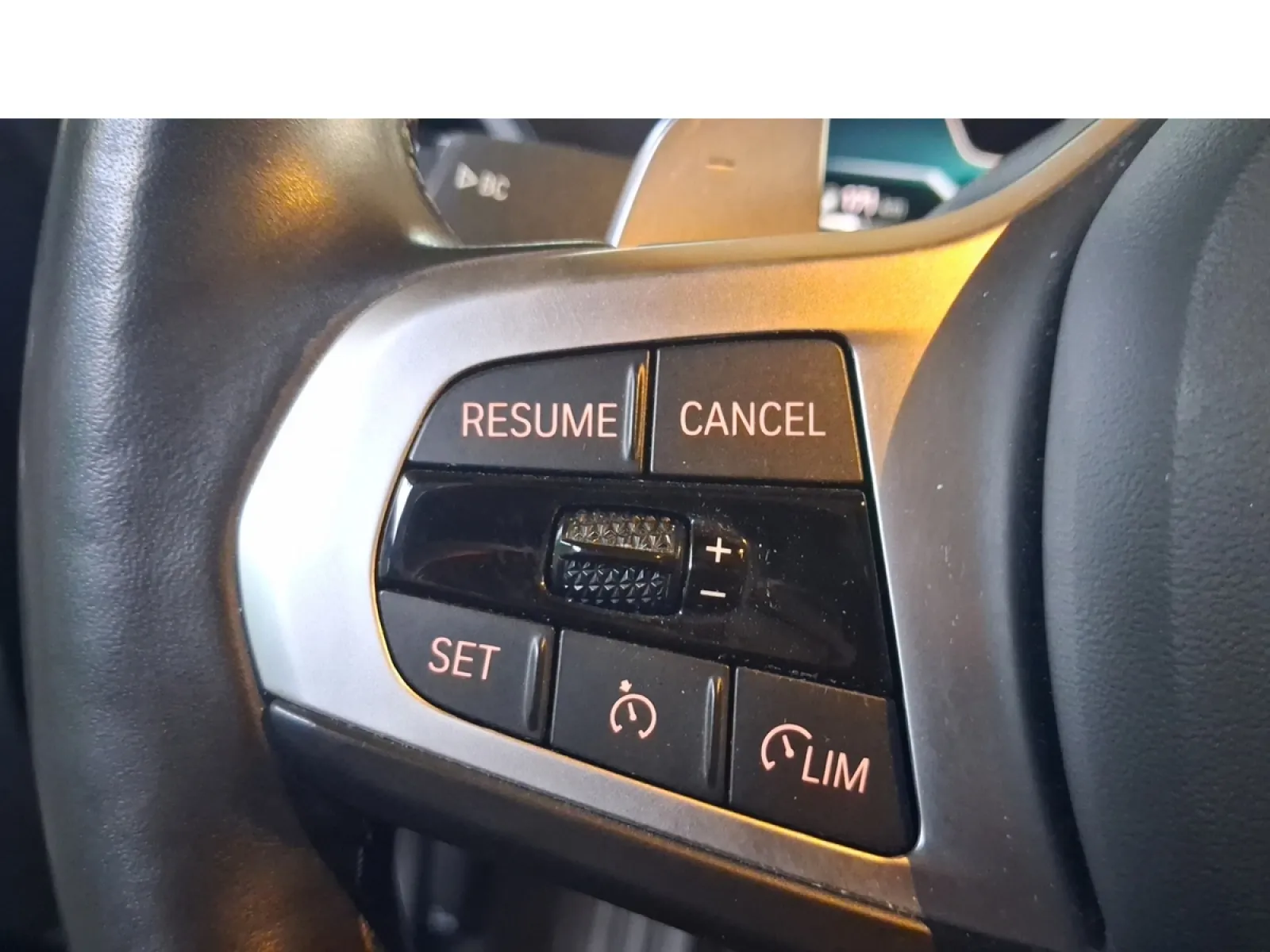 Acheter une bmw Touring 330e xDrive 292 ch BVA8 d’occasion avec 94567km disponible immédiatement - photo 20