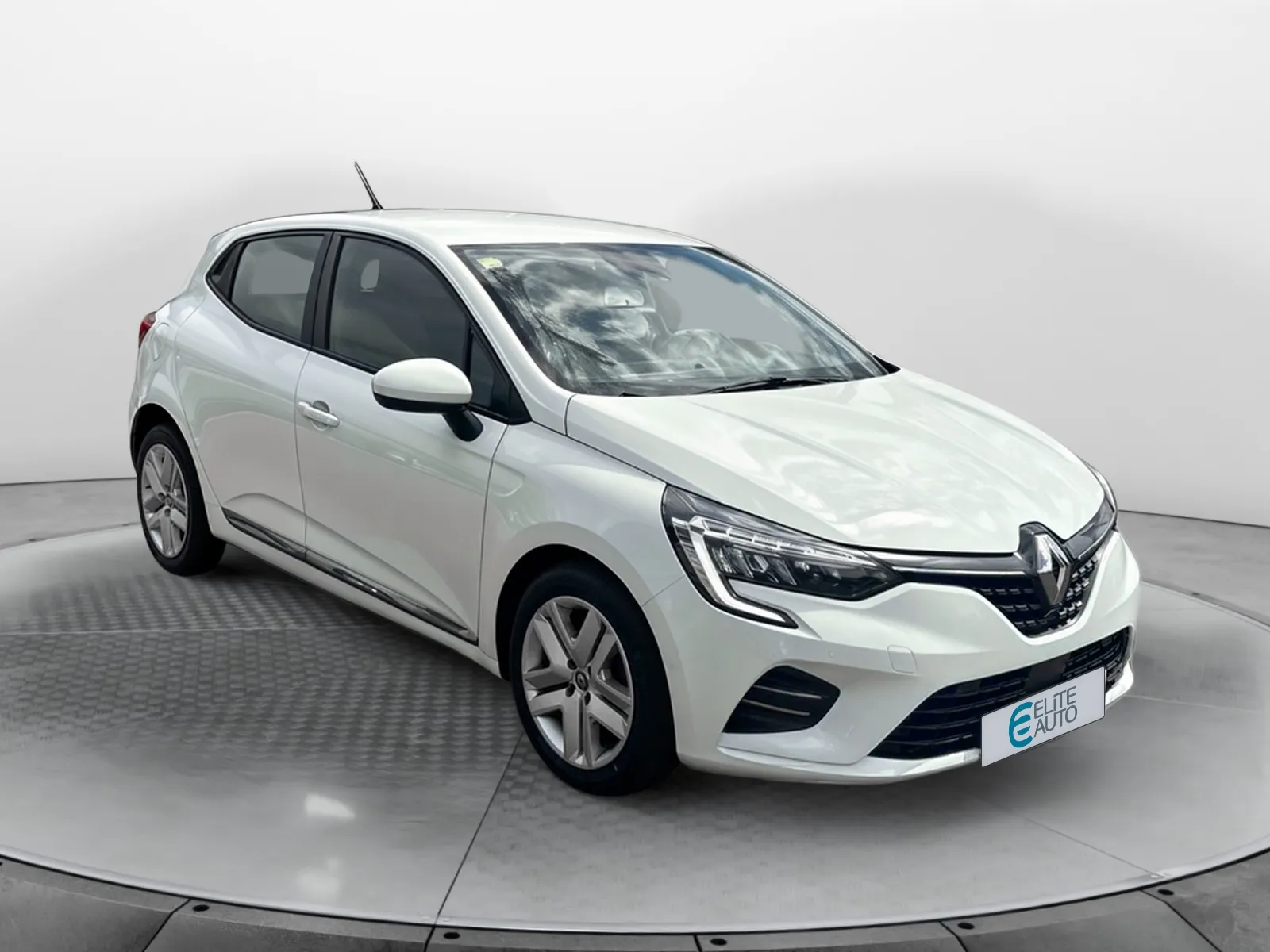 Acheter une renault CLIO SOCIETE BLUE DCI 100 - 21N d’occasion avec 62559km disponible immédiatement - photo 7