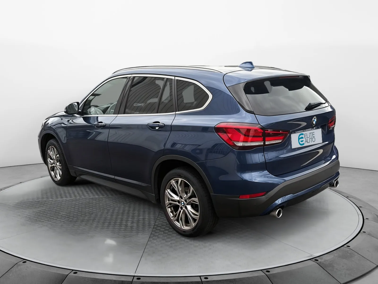 BMW X1 F48 LCI Business Design - photo 3
