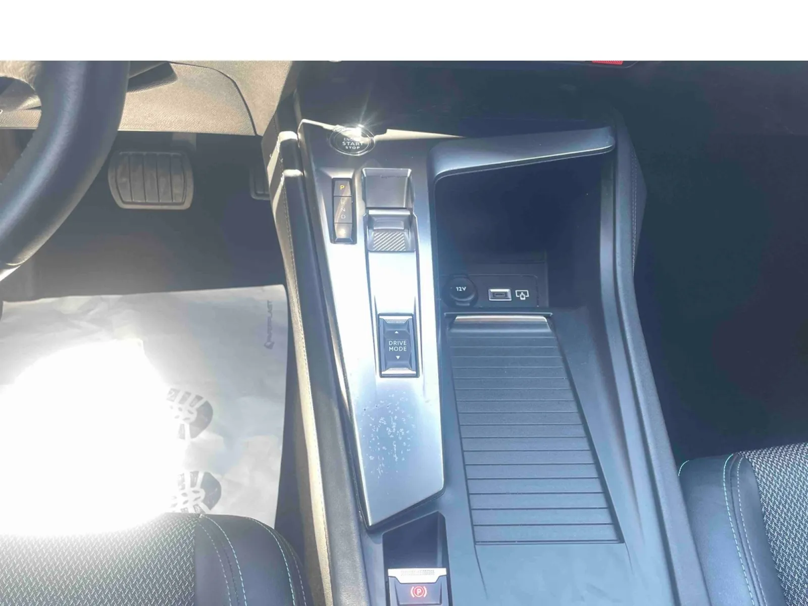 Acheter une peugeot 308 SW PHEV 180 e-EAT8 d’occasion avec 91030km disponible immédiatement - photo 19