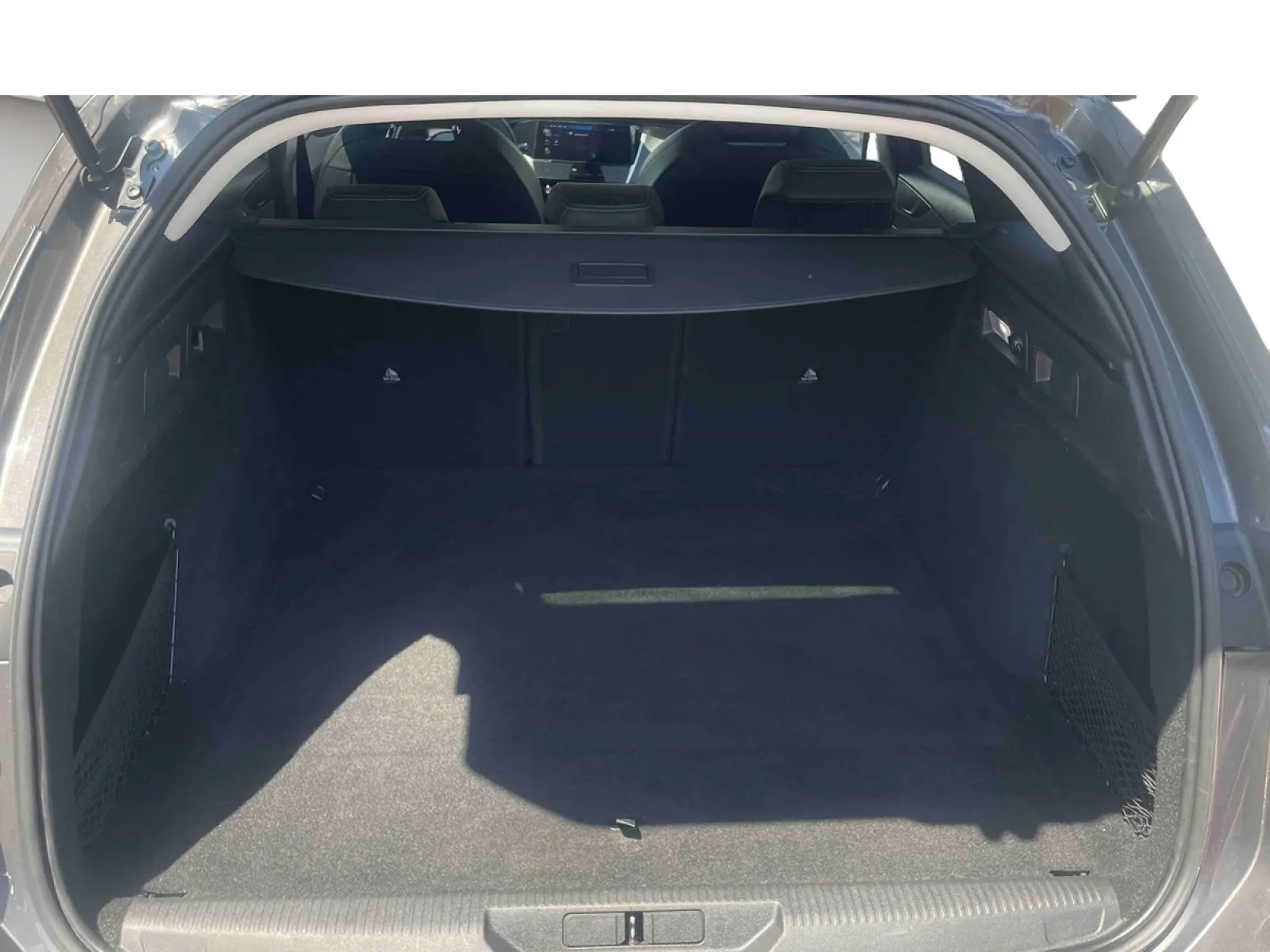 Acheter une peugeot 308 SW PHEV 180 e-EAT8 d’occasion avec 91030km disponible immédiatement - photo 12
