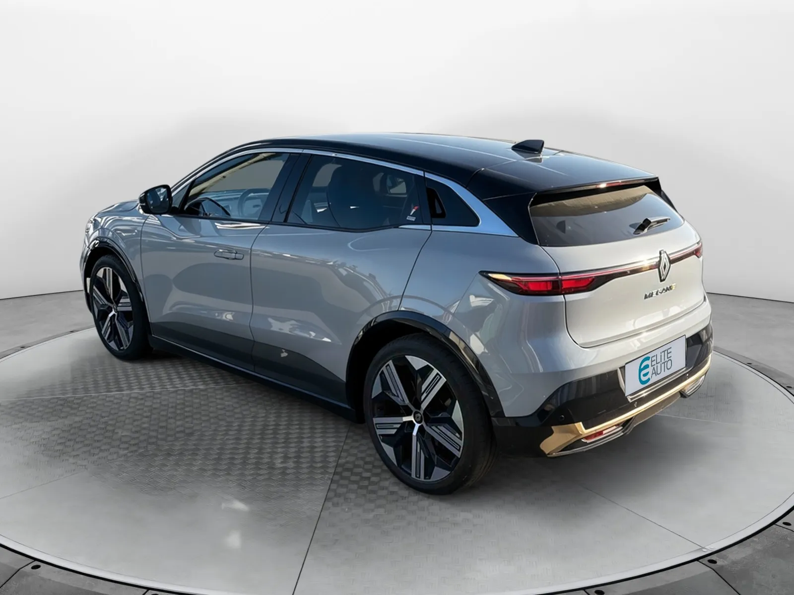 Acheter une renault Megane E-Tech EV60 220 ch super charge d’occasion avec 42500km disponible immédiatement - photo 3