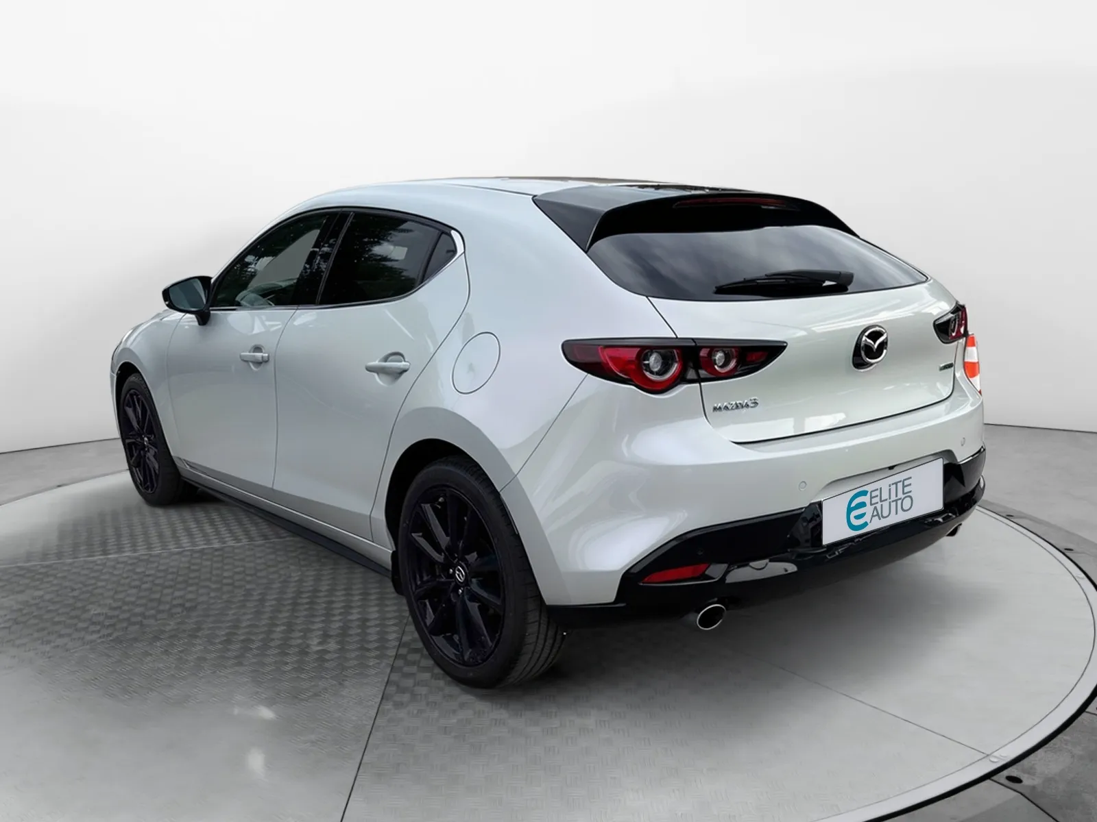 Acheter une mazda Mazda3 5 portes 2.5L e-SKYACTIV-G M Hybrid 140 ch BVM6 d’occasion avec 28073km disponible immédiatement - photo 3