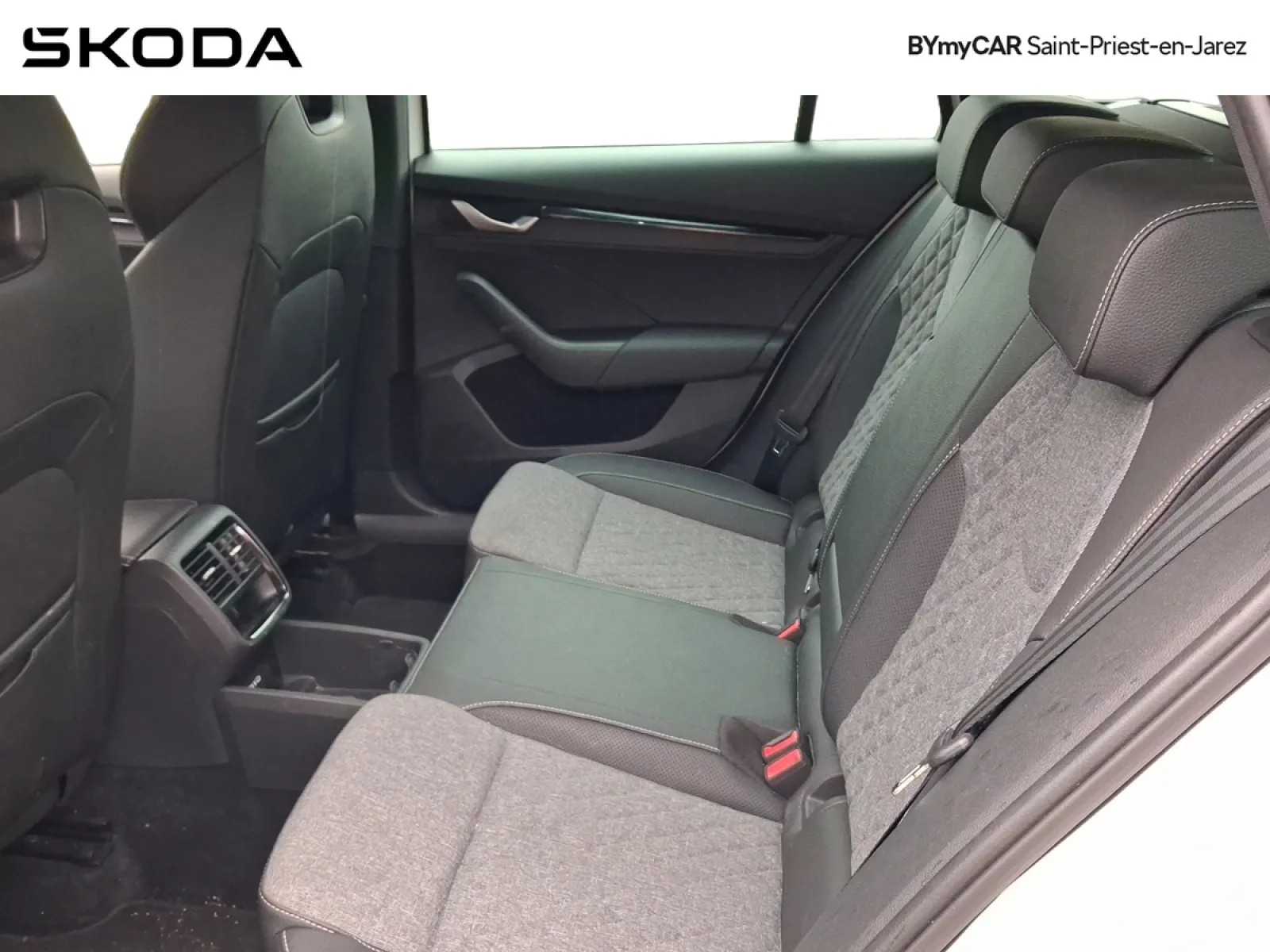 Acheter une skoda Octavia Combi 1.5 TSI Hybrid 150 ch ACT DSG7 d’occasion avec 37730km disponible immédiatement - photo 13