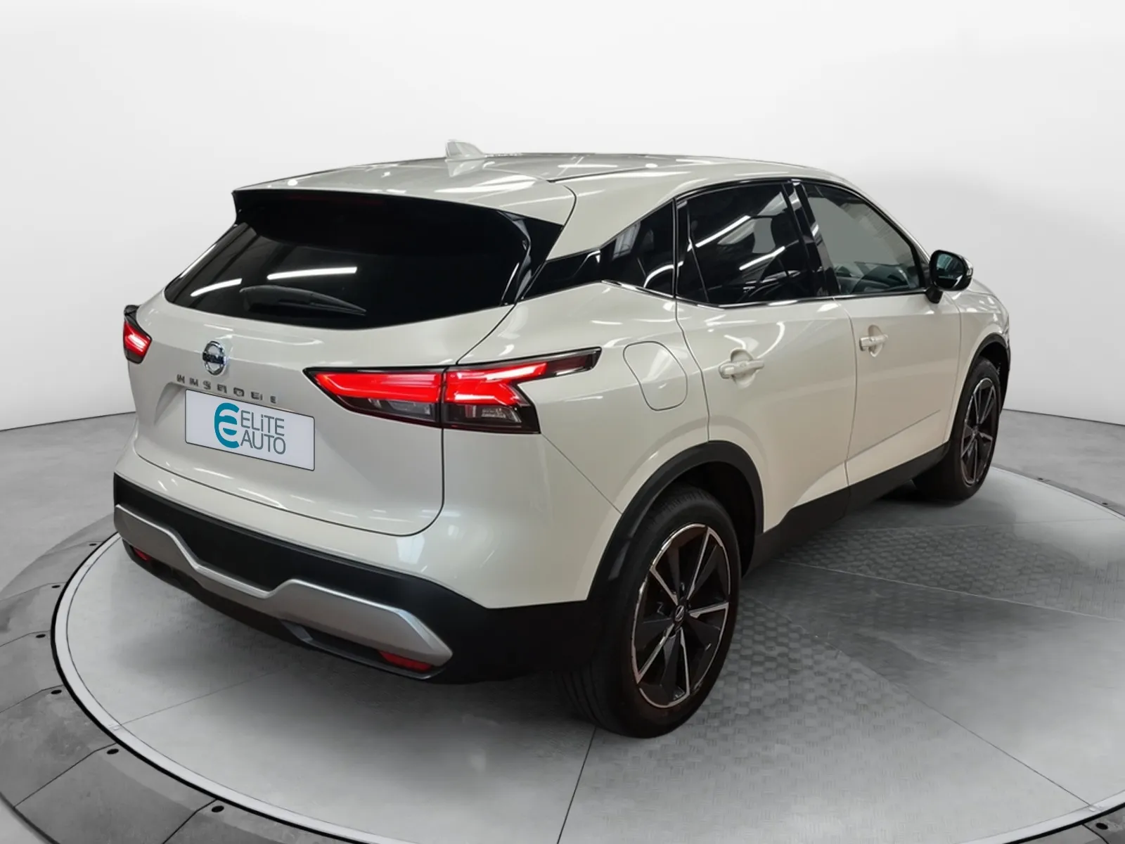 Acheter une nissan Qashqai Mild Hybrid 158 ch Xtronic d’occasion avec 68149km disponible immédiatement - photo 5