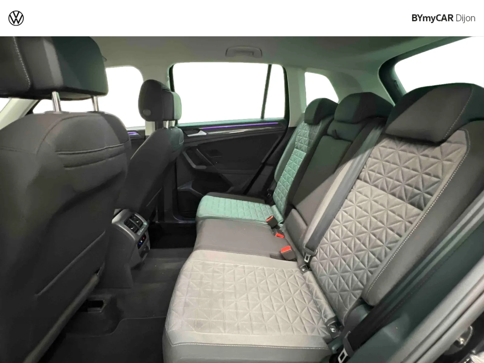 Acheter une volkswagen Tiguan 2.0 TDI 150ch DSG7 d’occasion avec 83197km disponible immédiatement - photo 12