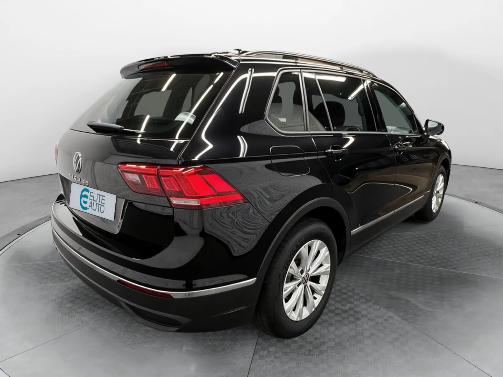 Acheter une volkswagen Tiguan 2.0 TDI 150ch DSG7 d’occasion avec 83197km disponible immédiatement - photo 5