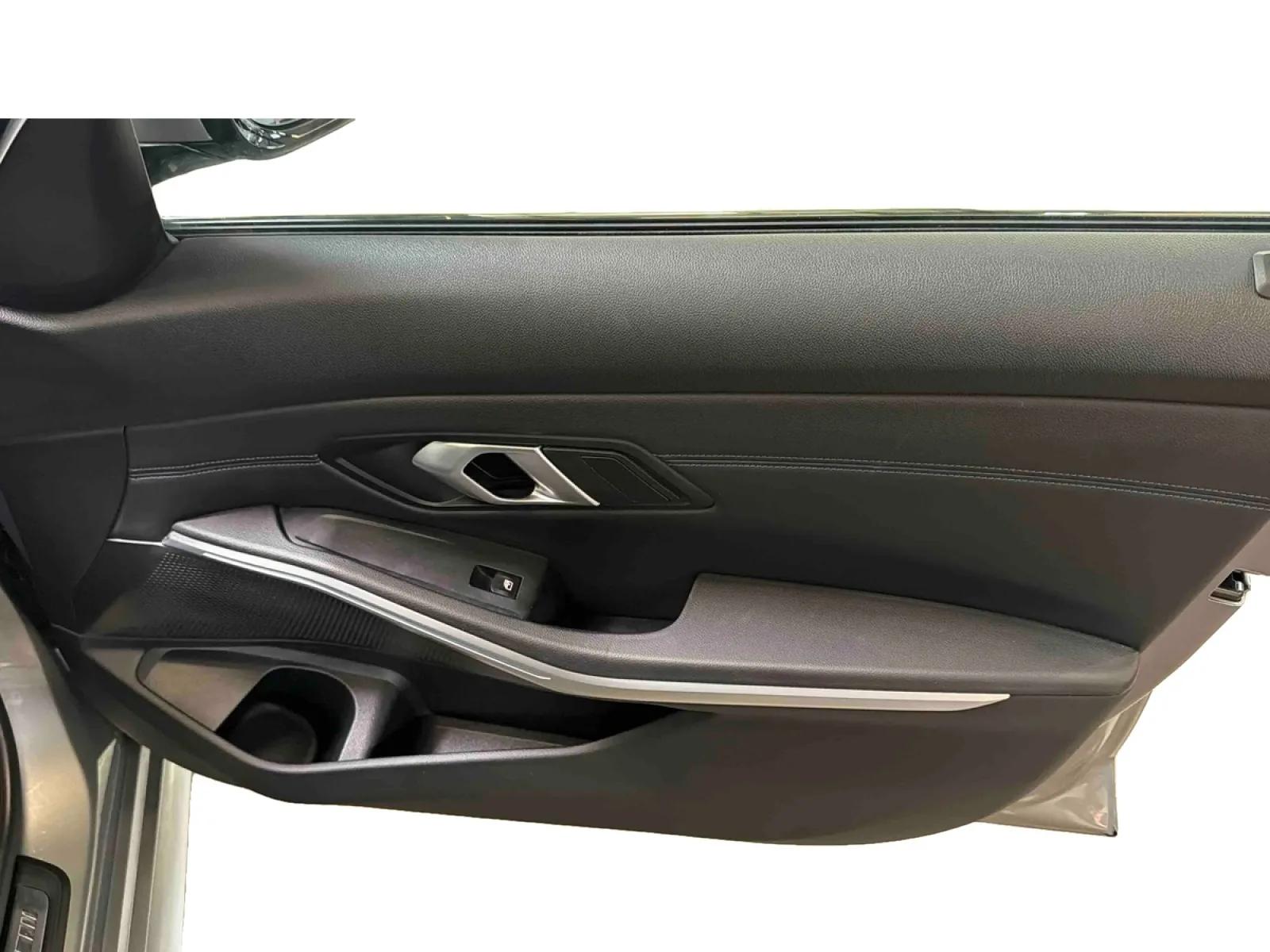 Acheter une bmw Touring 330e 292 ch BVA8 d’occasion avec 39999km disponible immédiatement - photo 32