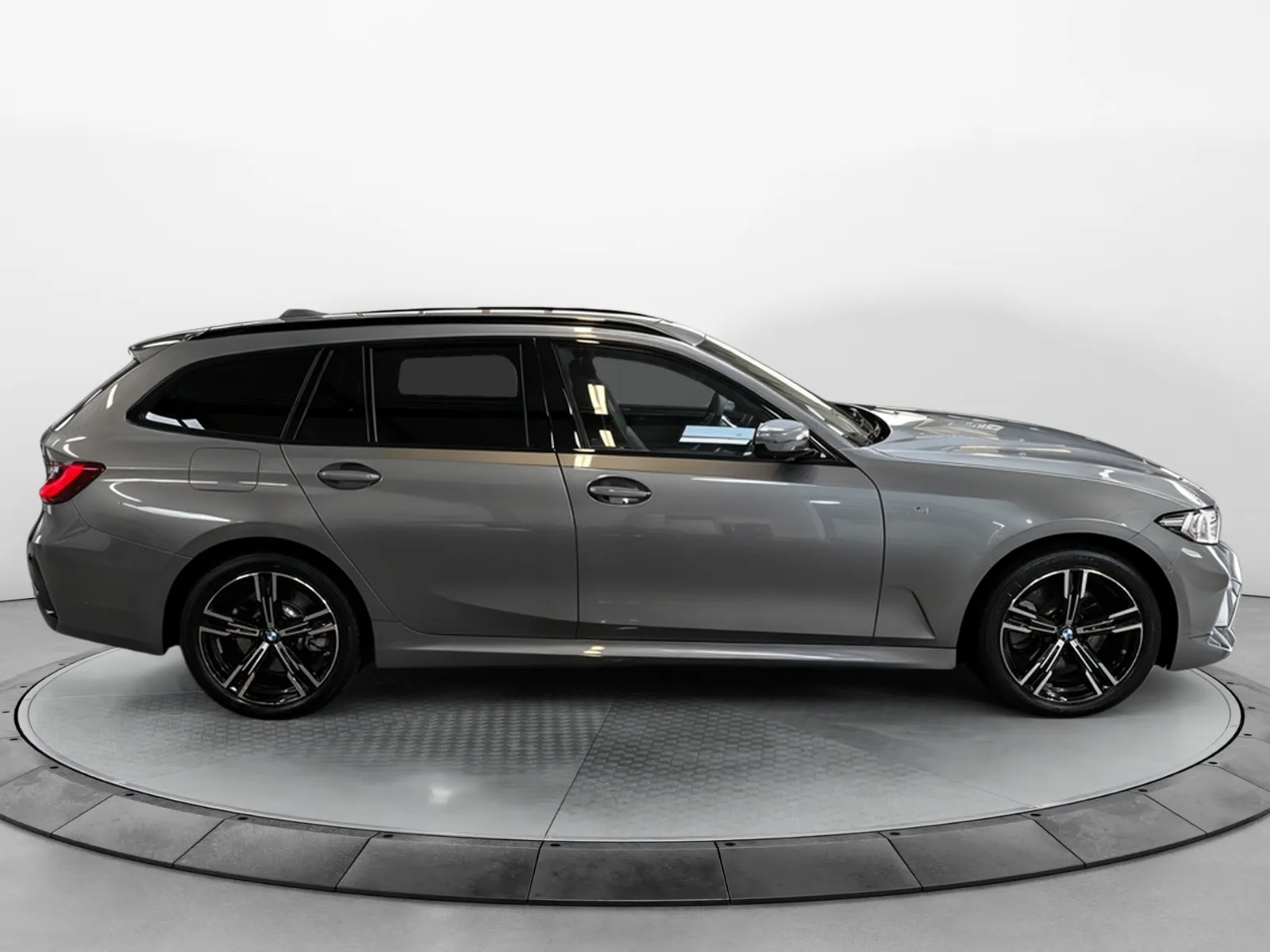 Acheter une bmw Touring 330e 292 ch BVA8 d’occasion avec 39999km disponible immédiatement - photo 6