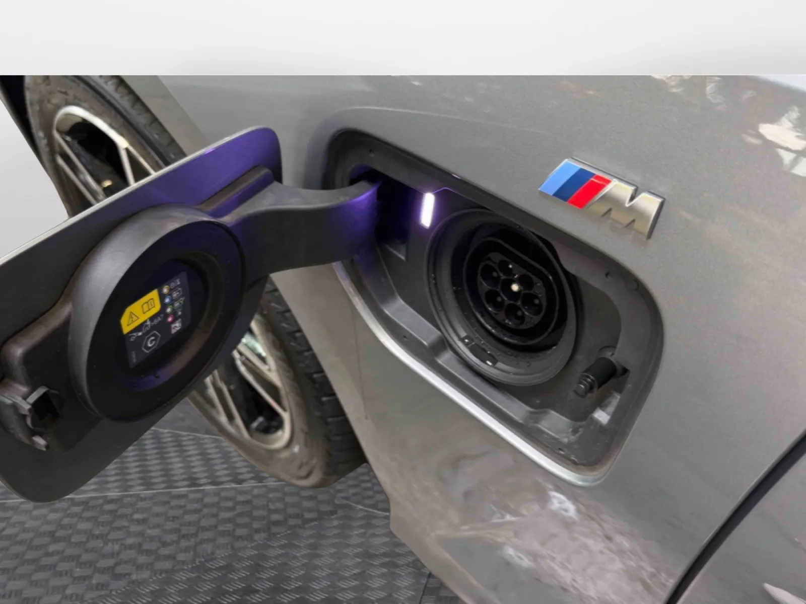 Acheter une bmw Touring 330e 292 ch BVA8 d’occasion avec 39999km disponible immédiatement - photo 10
