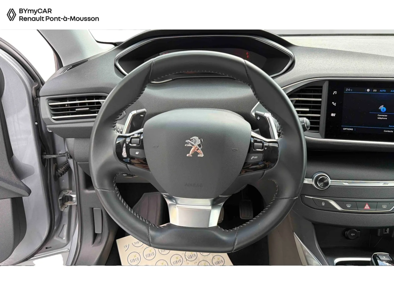 Acheter une peugeot 308 BlueHDi 130ch S&S EAT8 d’occasion avec 57099km disponible immédiatement - photo 10