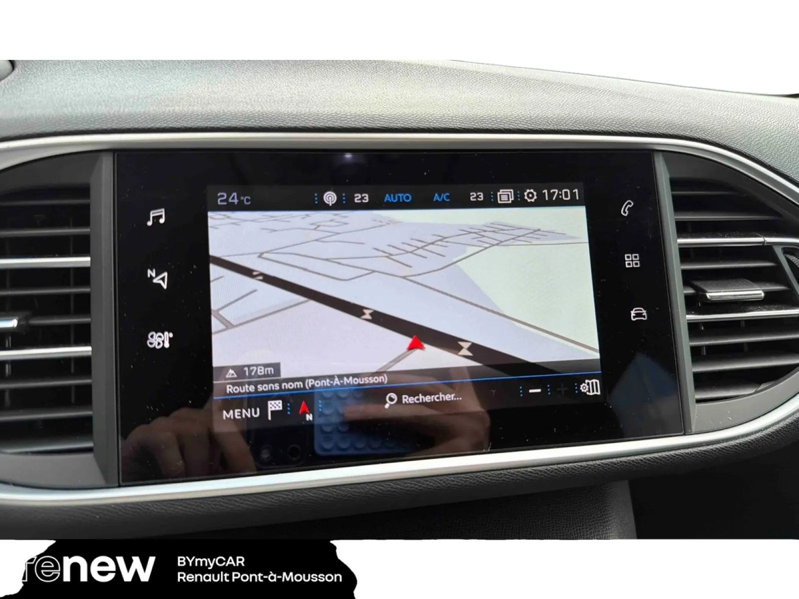 Acheter une peugeot 308 BlueHDi 130ch S&S EAT8 d’occasion avec 57099km disponible immédiatement - photo 16