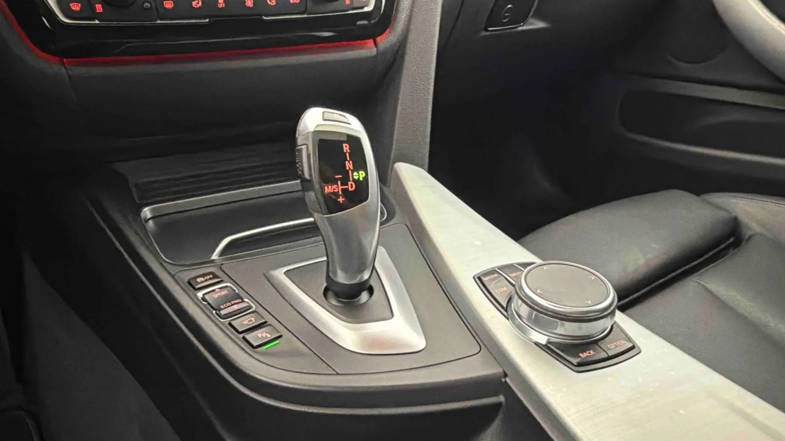 Acheter une bmw Gran Coupé 418d 150 ch BVA8 d’occasion avec 95605km disponible immédiatement - photo 24