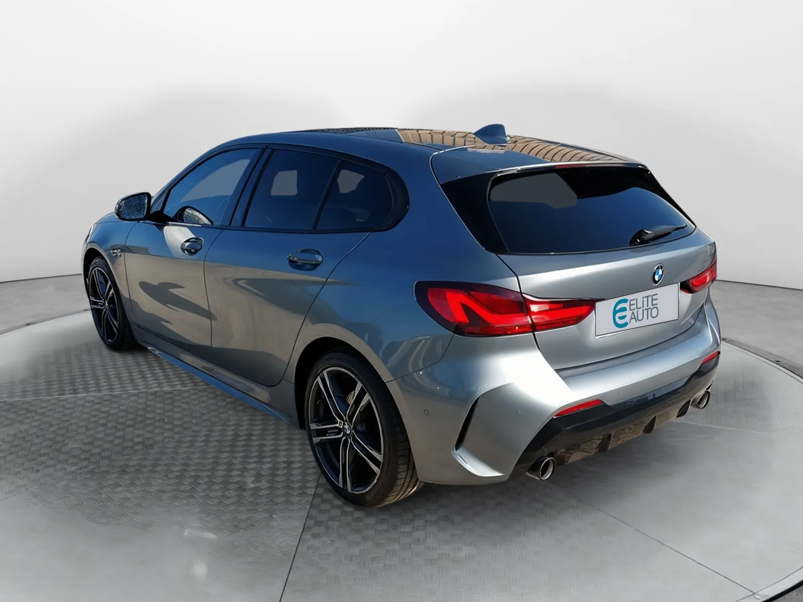 Acheter une bmw 118d 150 ch BVA8 d’occasion avec 55971km disponible immédiatement - photo 3