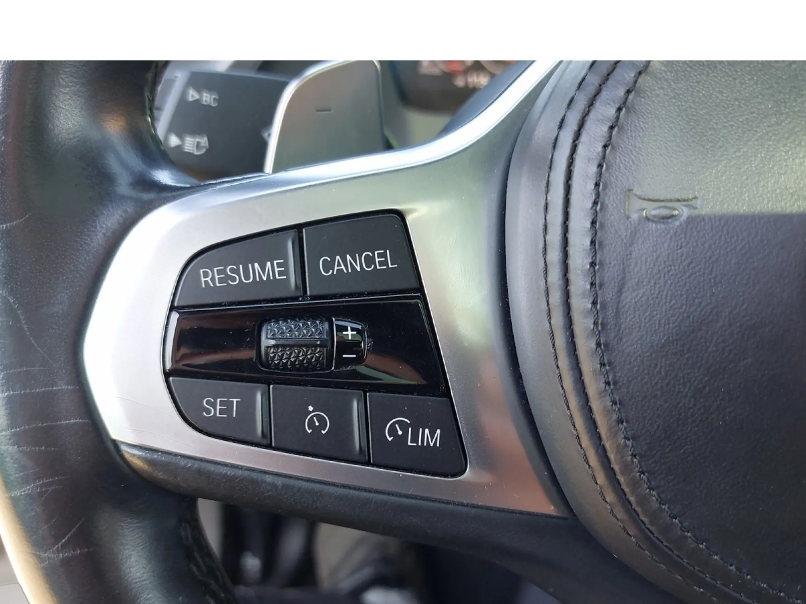 Acheter une bmw 118d 150 ch BVA8 d’occasion avec 55971km disponible immédiatement - photo 17