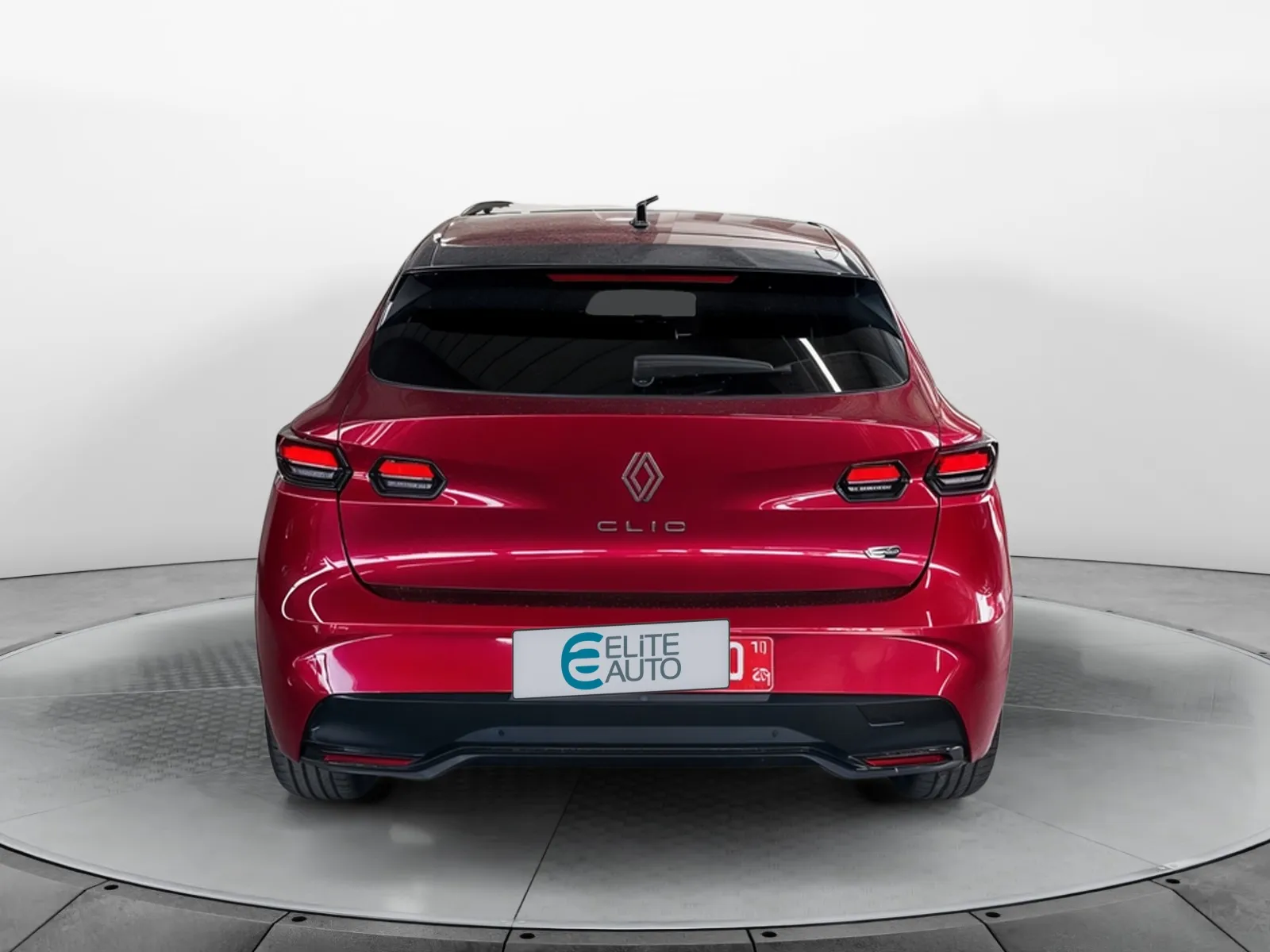 Acheter une renault Clio E-Tech full hybrid 160 ch d’occasion avec 4939km disponible immédiatement - photo 4
