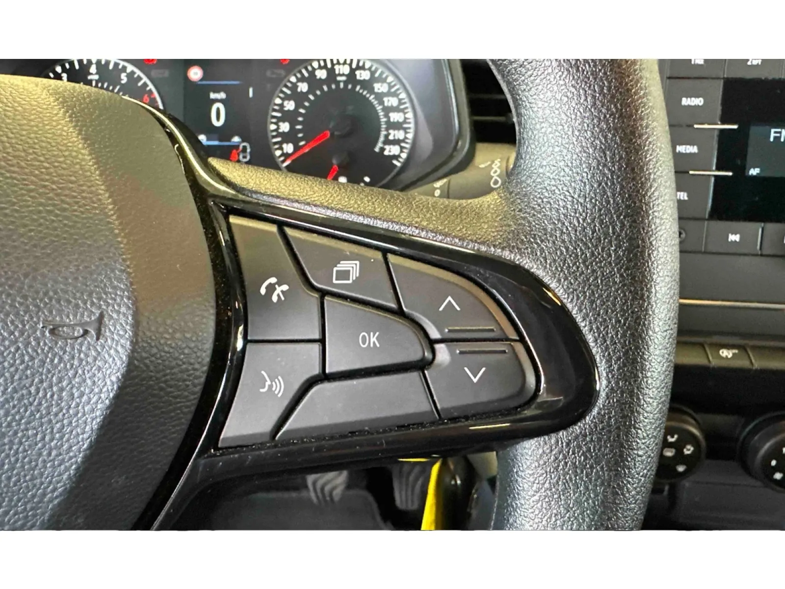 Acheter une renault Clio SCe 65 d’occasion avec 40000km disponible immédiatement - photo 16