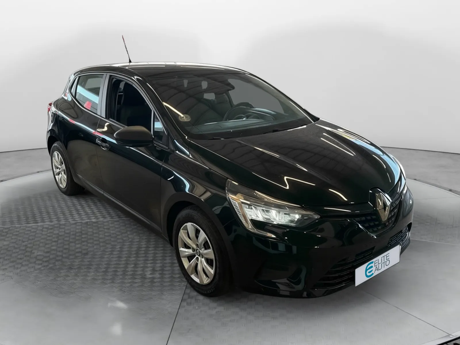 Acheter une renault Clio SCe 65 d’occasion avec 40000km disponible immédiatement - photo 7