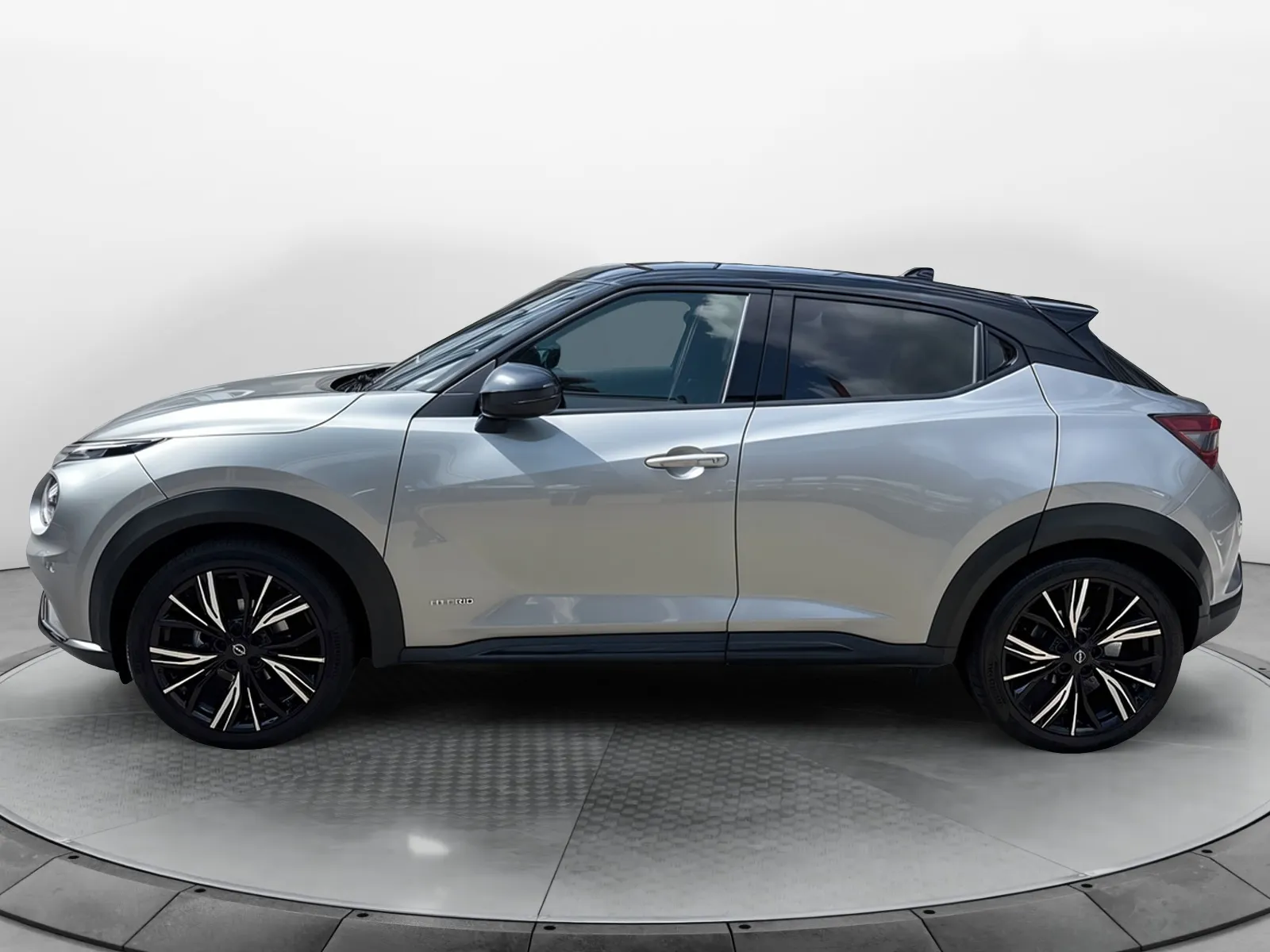 Acheter une nissan Juke HYBRID 143 d’occasion avec 95400km disponible immédiatement - photo 2