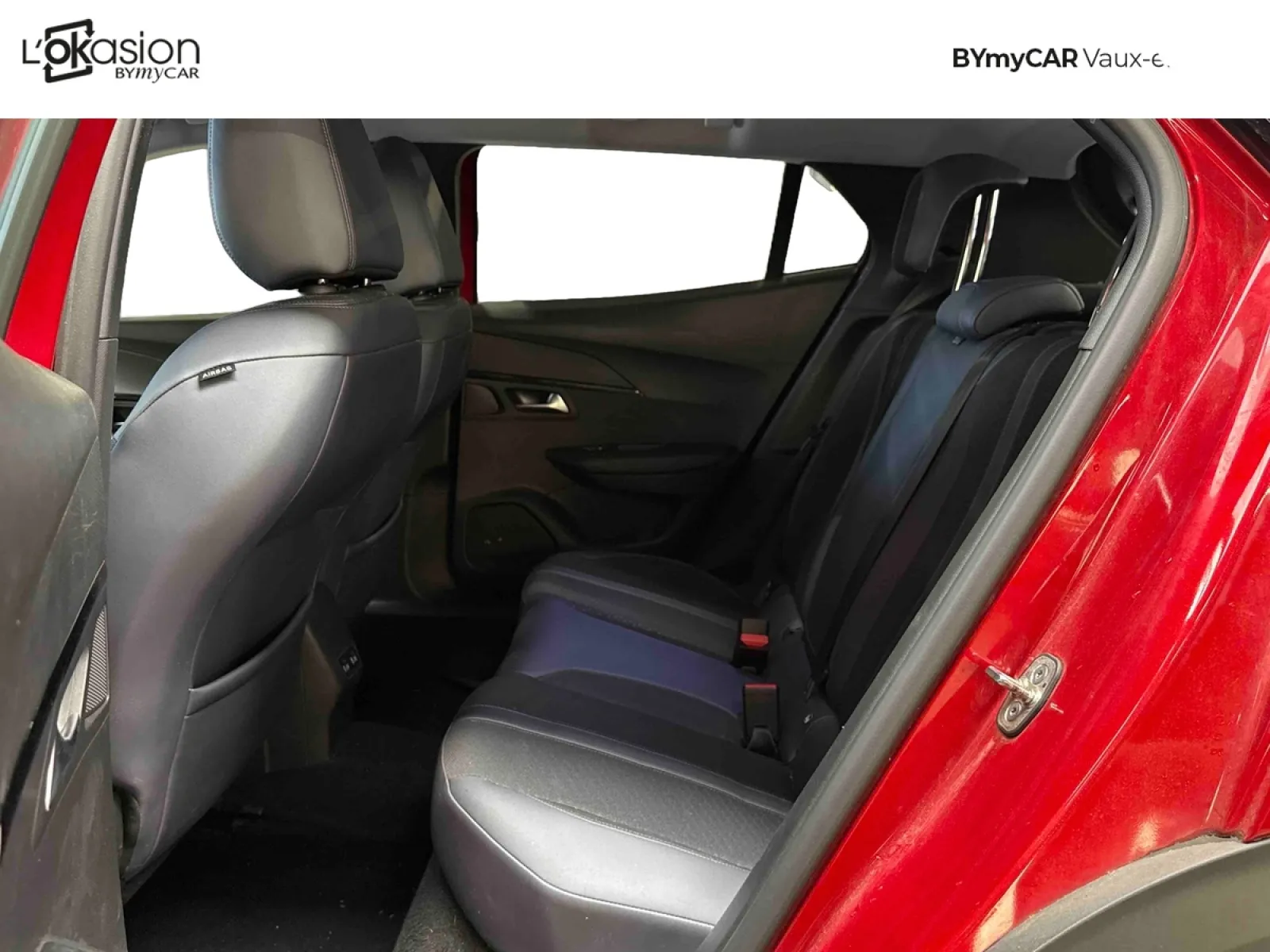 Acheter une peugeot 2008 PureTech 130 S&S EAT8 d’occasion avec 82600km disponible immédiatement - photo 12
