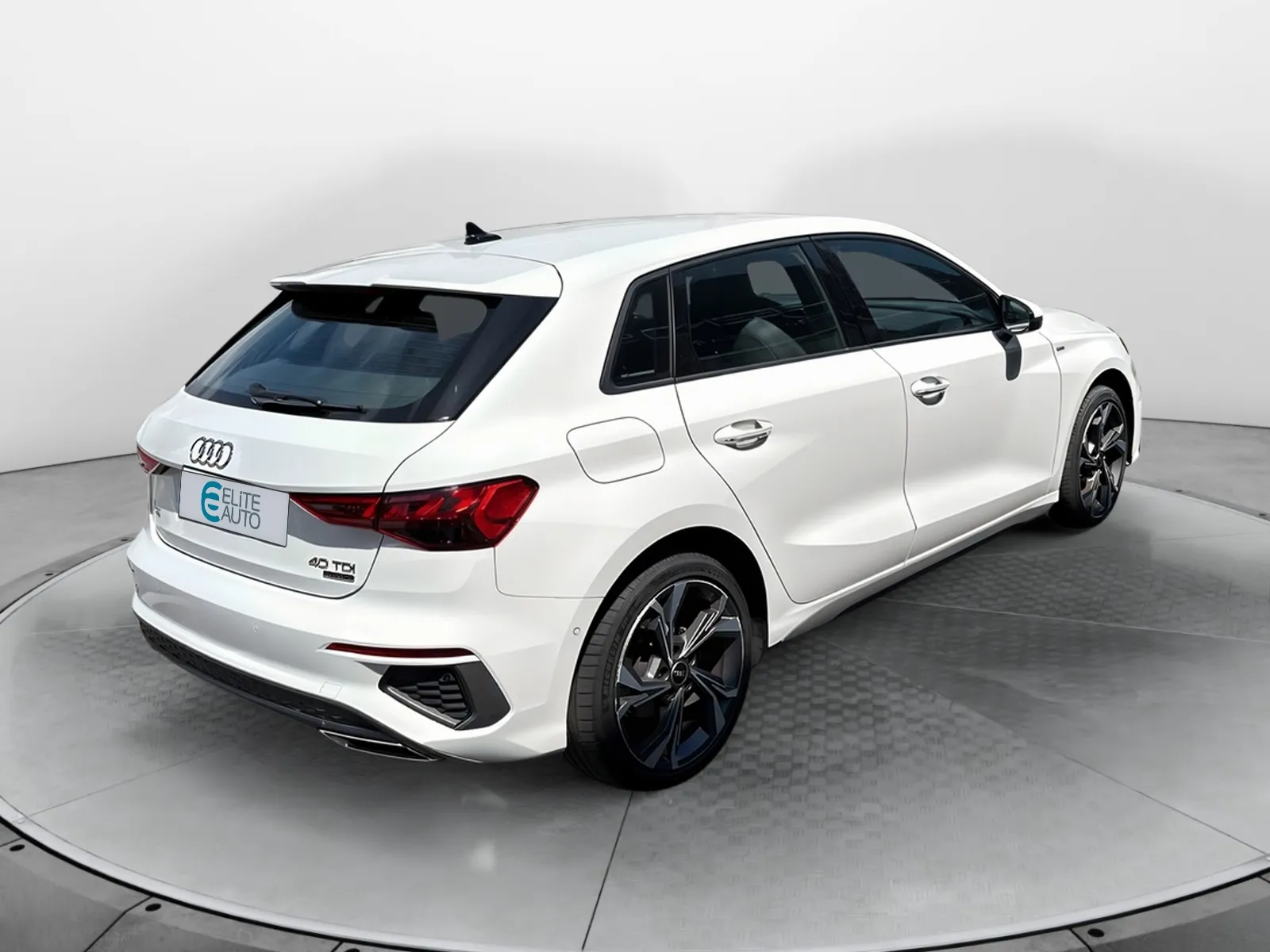 Acheter une audi A3 Sportback 40 TDI 200 S tronic 7 Quattro d’occasion avec 85372km disponible immédiatement - photo 5