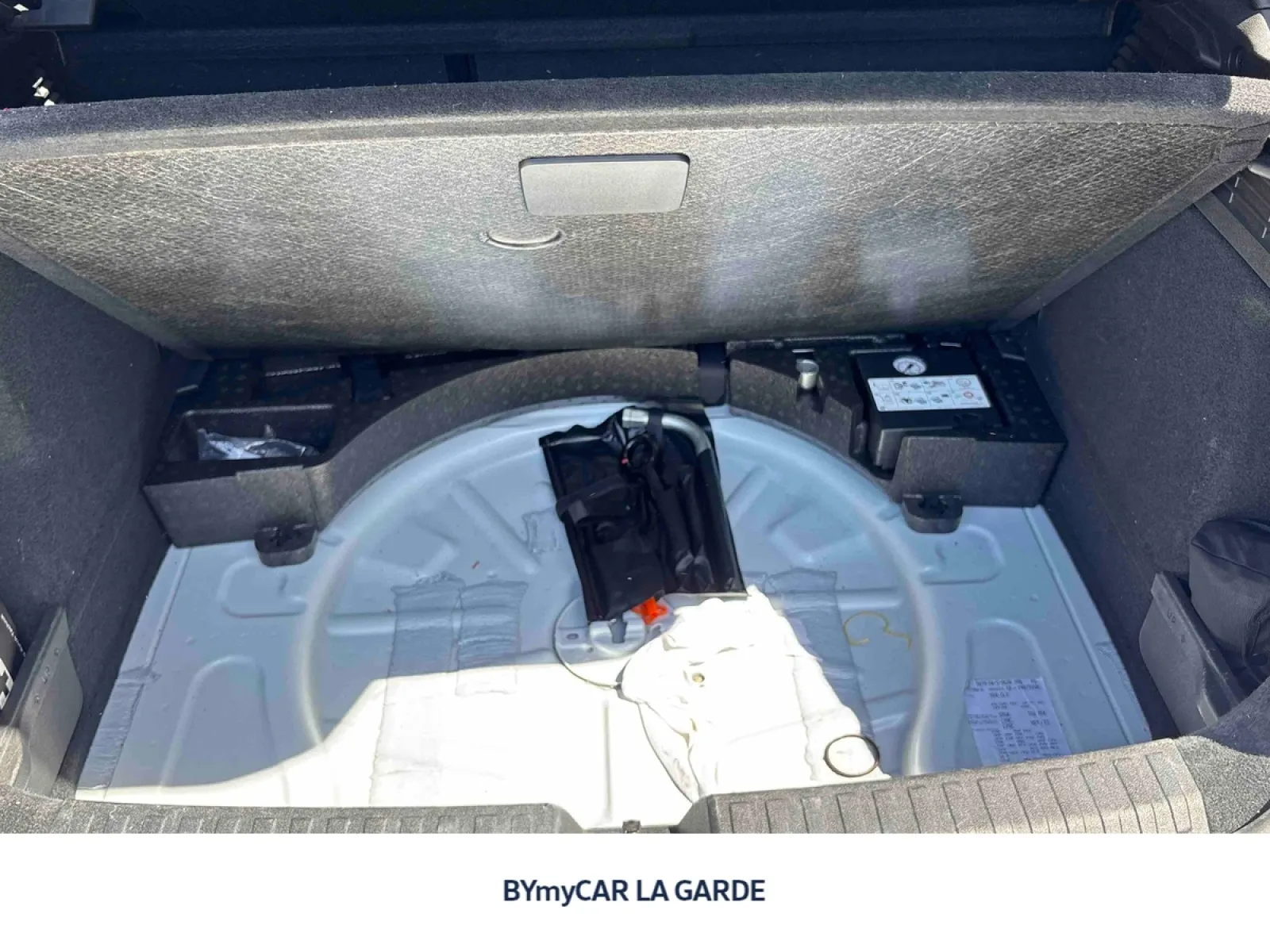 Acheter une audi A3 Sportback 40 TDI 200 S tronic 7 Quattro d’occasion avec 85372km disponible immédiatement - photo 15