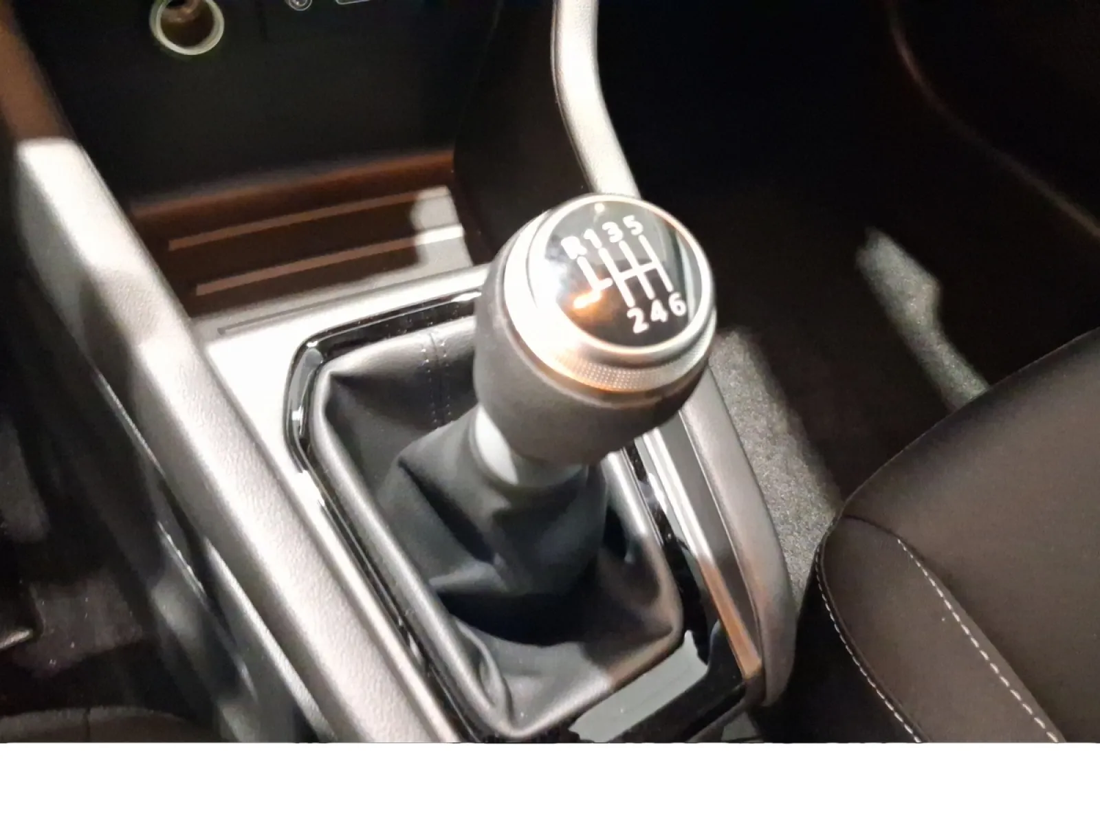 Acheter une renault Clio TCe 90 ch GSR2 d’occasion avec 10km disponible immédiatement - photo 22