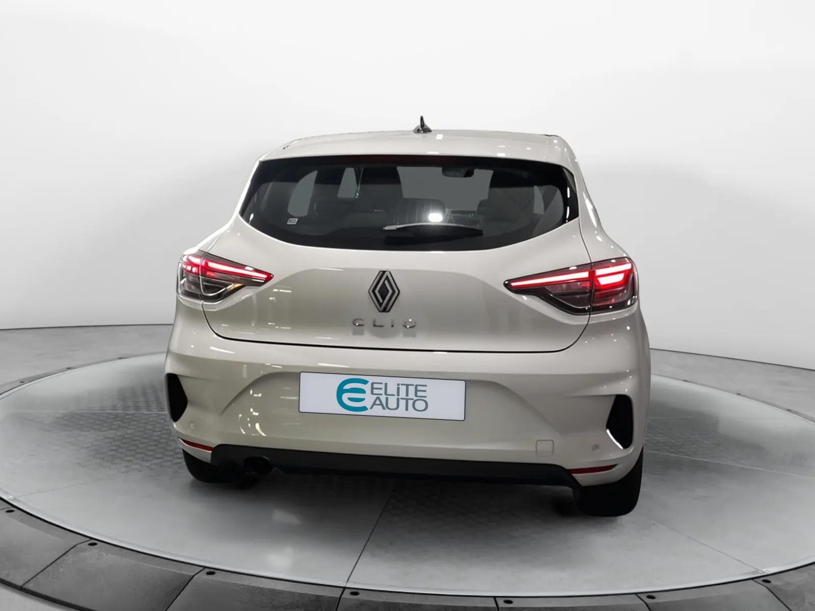 Acheter une renault Clio TCe 90 ch GSR2 d’occasion avec 10km disponible immédiatement - photo 4