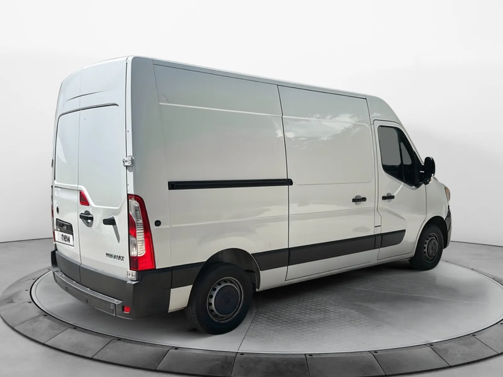 Acheter une renault MASTER FGN TRAC F3300 L2H2 BLUE DCI 135 d’occasion avec 53297km disponible immédiatement - photo 5