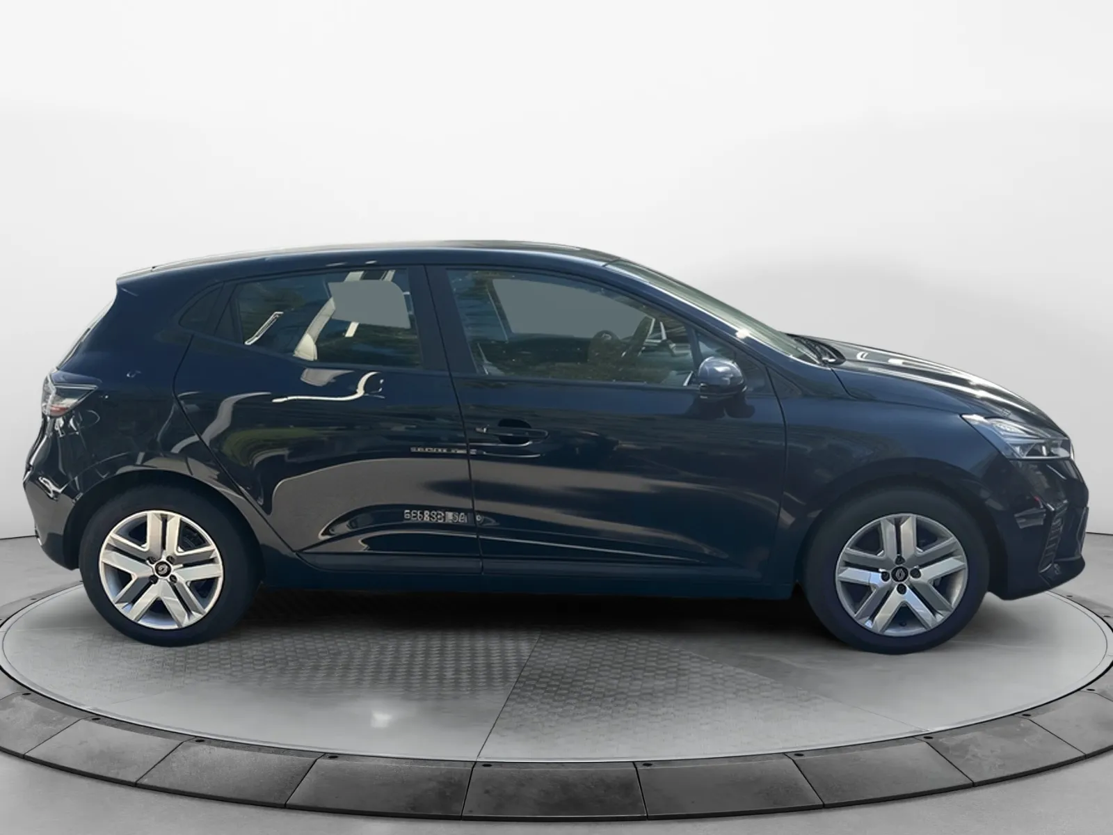 Acheter une renault Clio Blue dCi 100 ch GSR2 d’occasion avec 10631km disponible immédiatement - photo 6