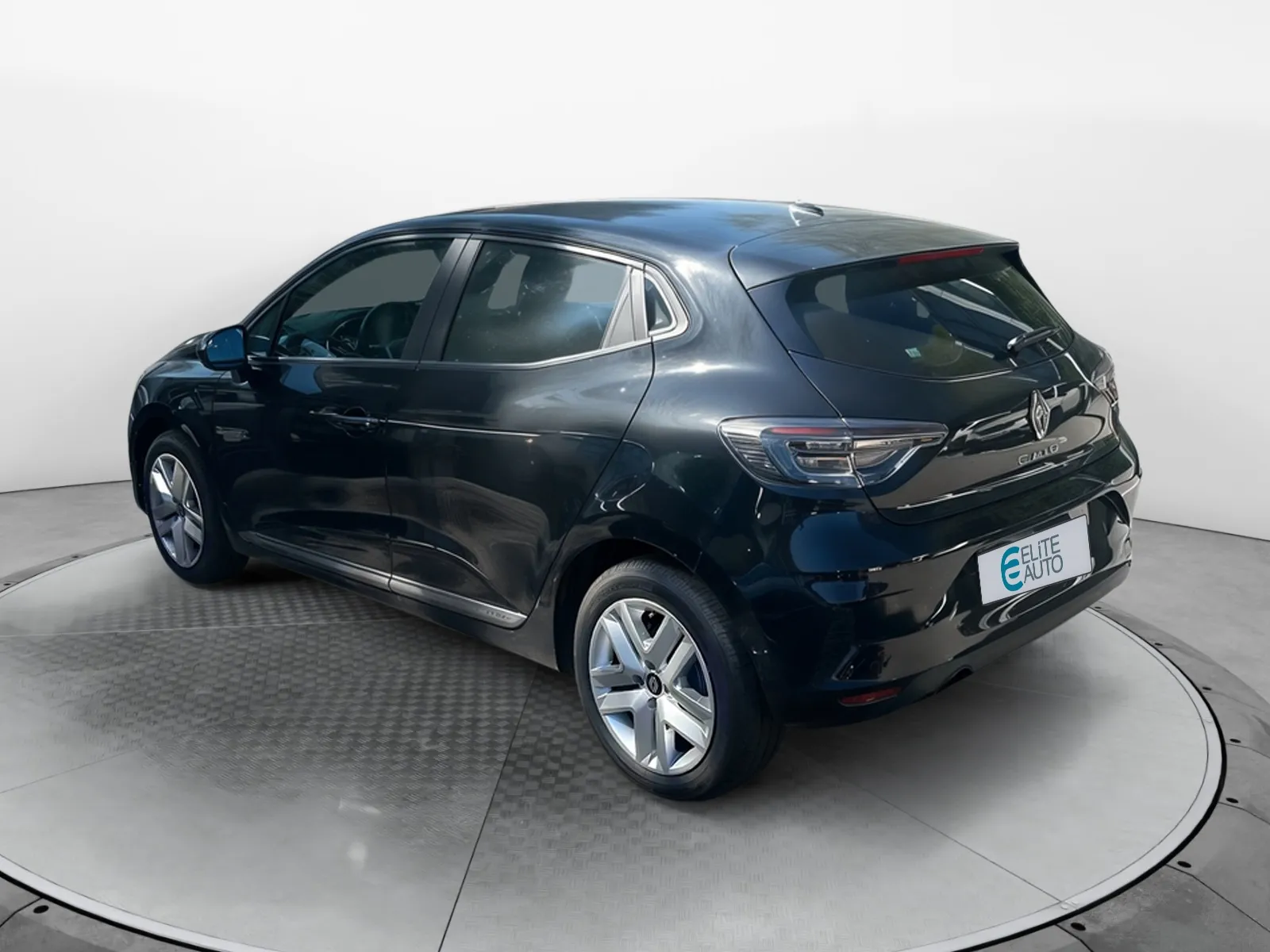 Acheter une renault Clio Blue dCi 100 ch GSR2 d’occasion avec 10631km disponible immédiatement - photo 3