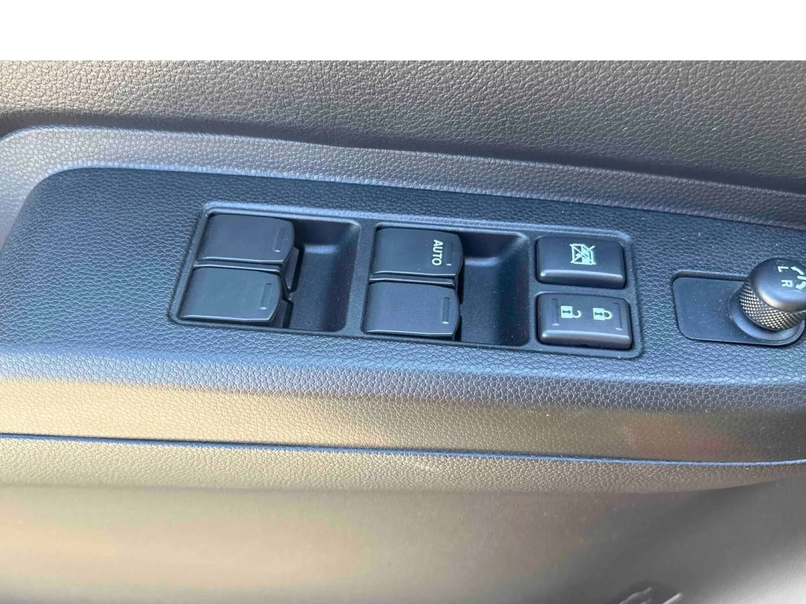 Acheter une suzuki Ignis 1.2 Dualjet Hybrid d’occasion avec 56645km disponible immédiatement - photo 20