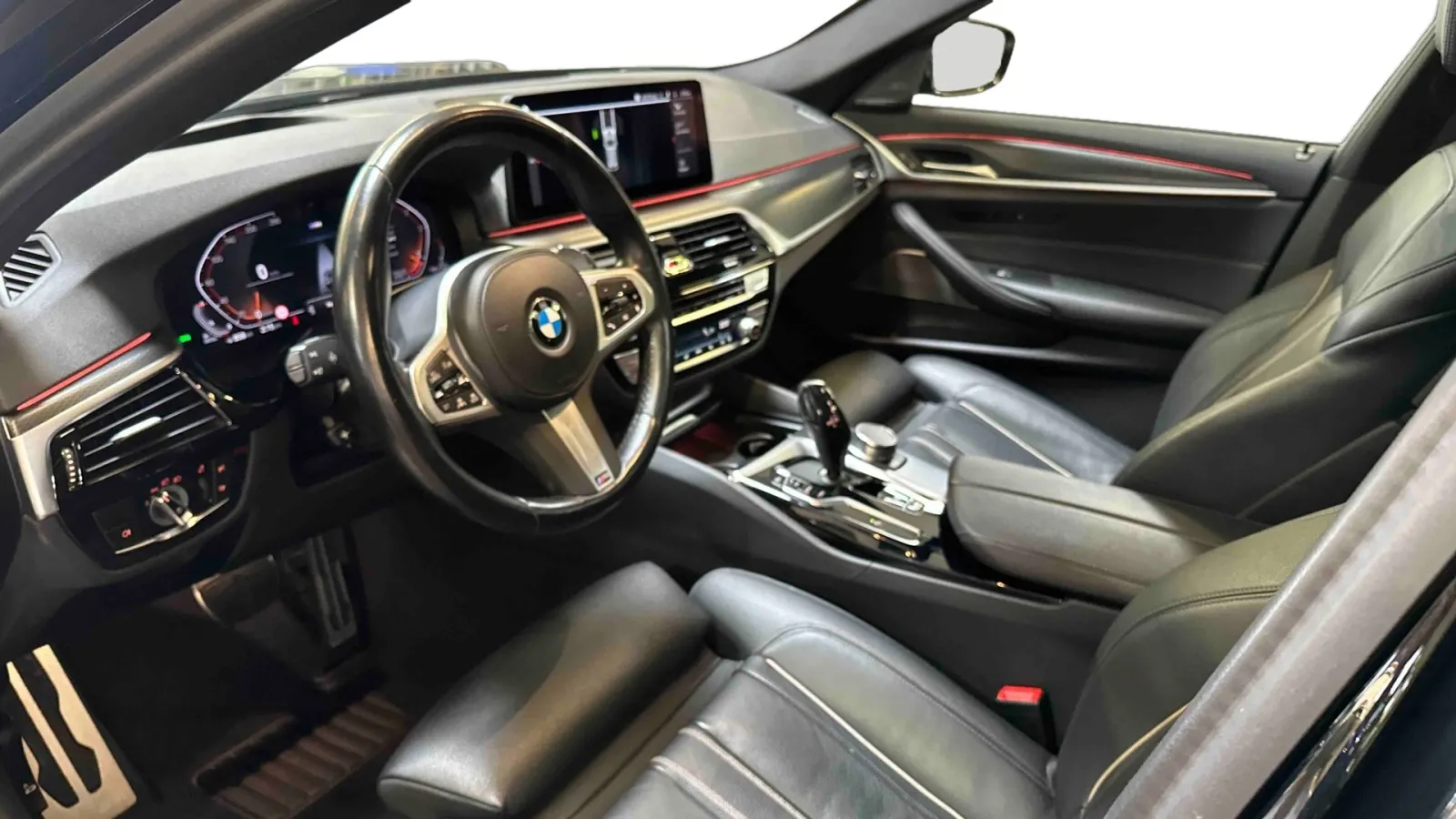 Acheter une bmw Touring 520d TwinPower Turbo xDrive 190 ch BVA8 d’occasion avec 96355km disponible immédiatement - photo 21