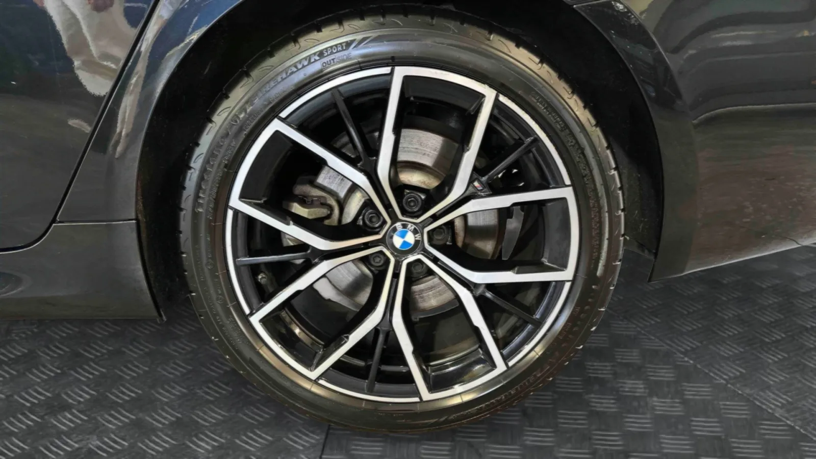 Acheter une bmw Touring 520d TwinPower Turbo xDrive 190 ch BVA8 d’occasion avec 96355km disponible immédiatement - photo 18
