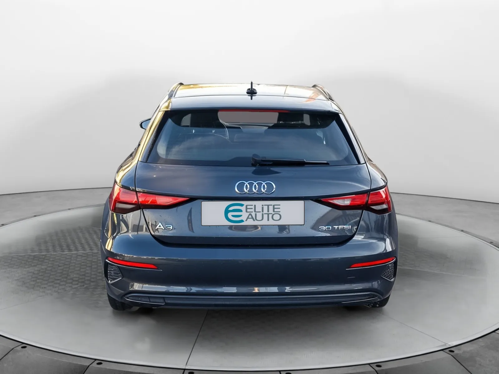 Acheter une audi A3 Sportback 30 TFSI Mild Hybrid 110 S tronic 7 d’occasion avec 83049km disponible immédiatement - photo 4