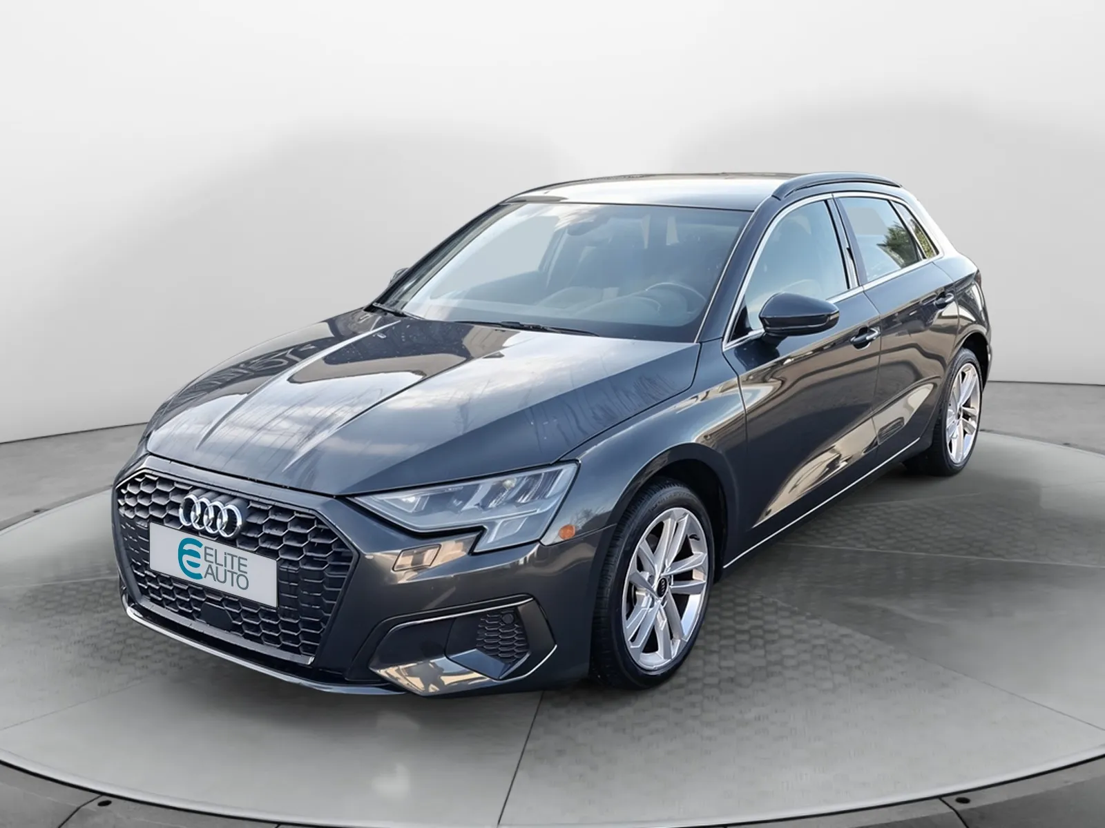 Acheter une audi A3 Sportback 30 TFSI Mild Hybrid 110 S tronic 7 d’occasion avec 83049km disponible immédiatement - photo 1