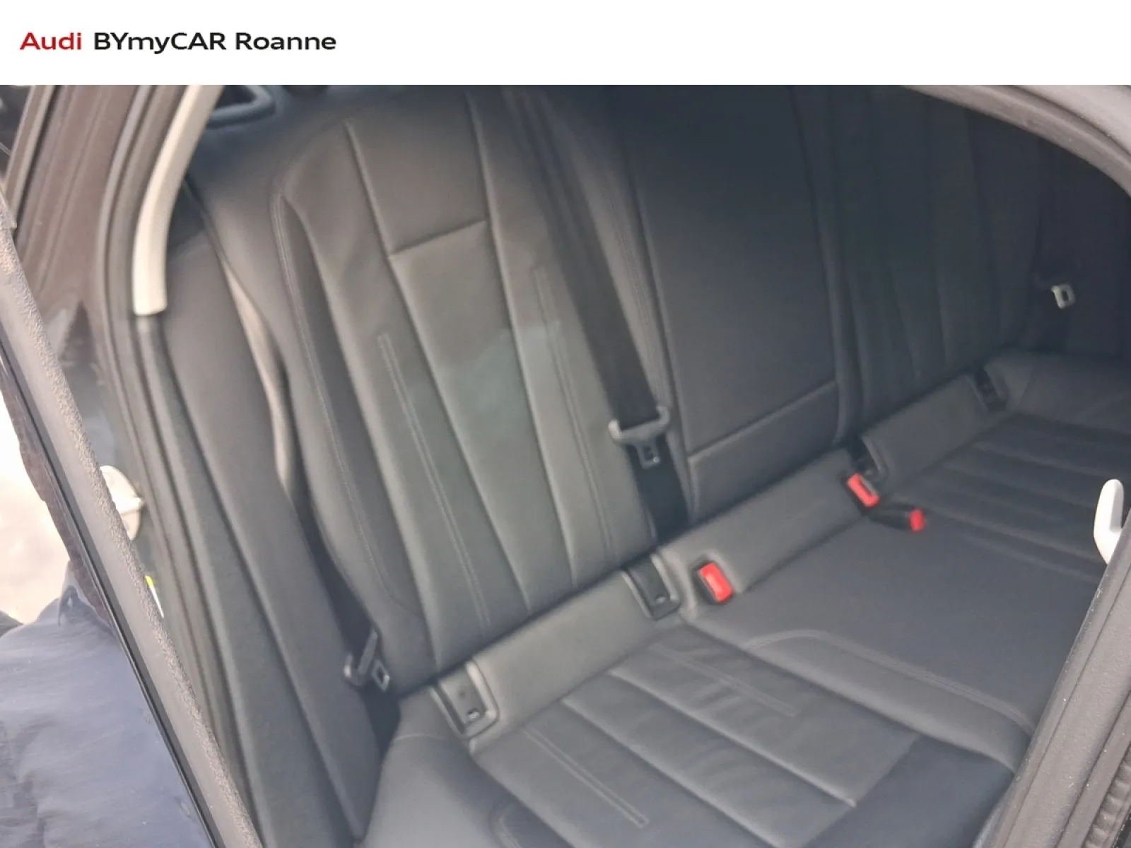 Acheter une audi A4 40 TFSI 204 S tronic 7 d’occasion avec 88300km disponible immédiatement - photo 15