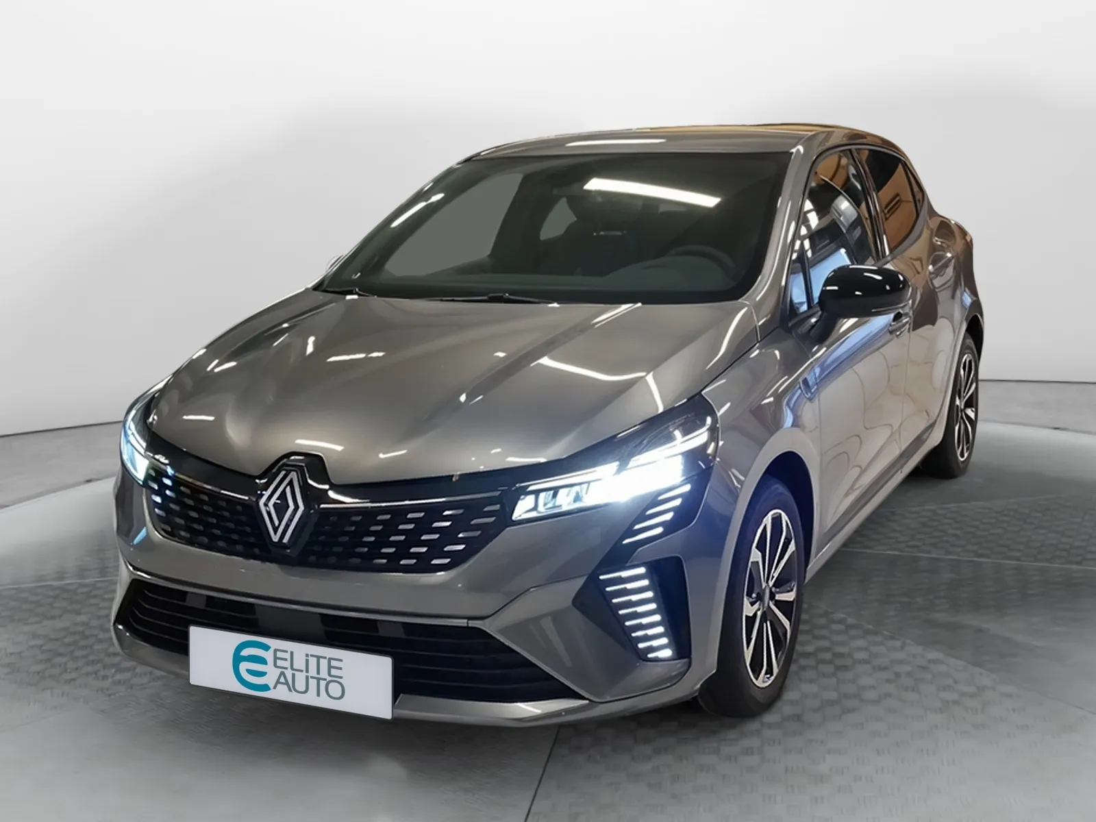 Acheter une renault Clio TCe 90 ch GSR2 d’occasion avec 10km disponible immédiatement - photo 1