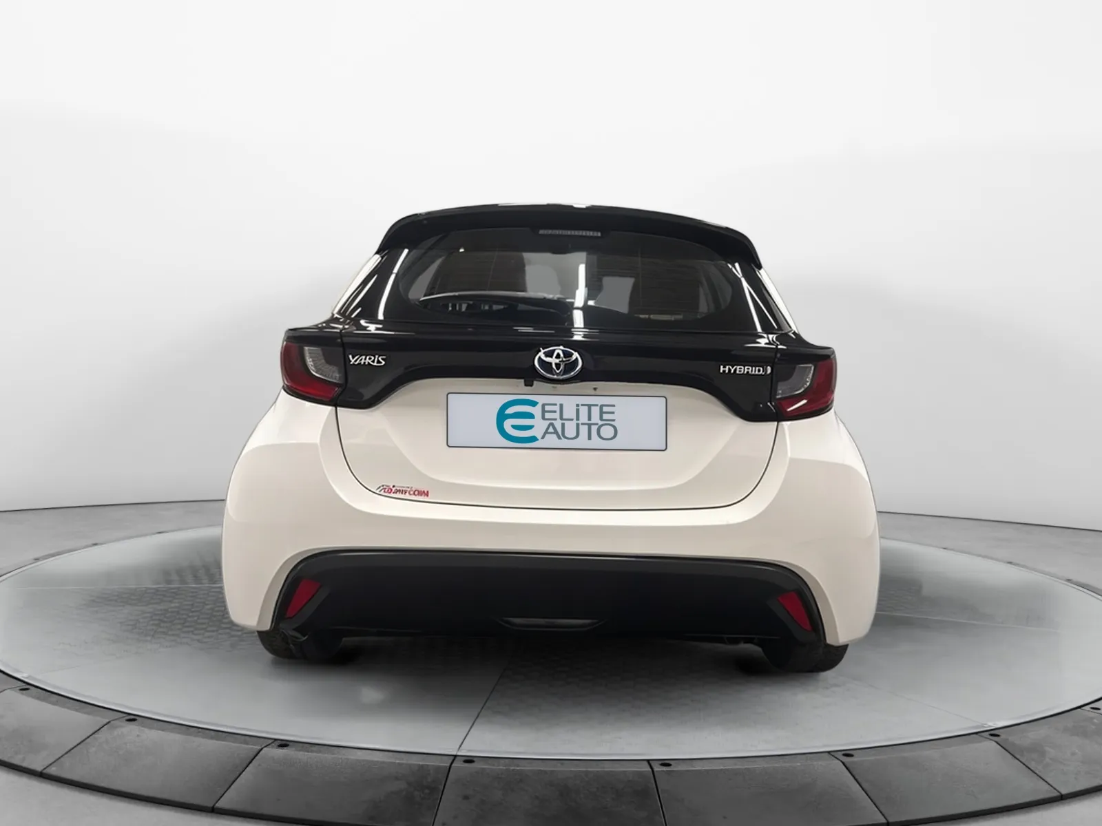 Acheter une toyota Yaris Hybride 116h d’occasion avec 75440km disponible immédiatement - photo 4