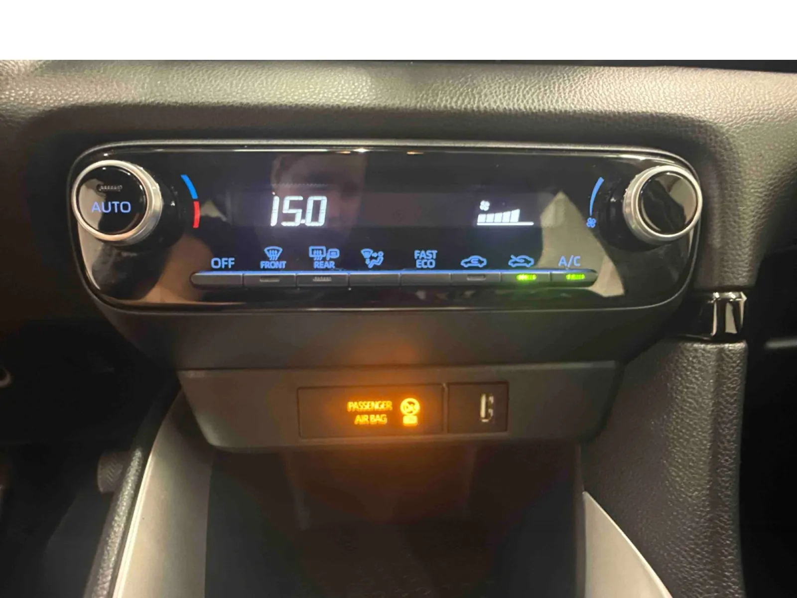 Acheter une toyota Yaris Hybride 116h d’occasion avec 75440km disponible immédiatement - photo 20