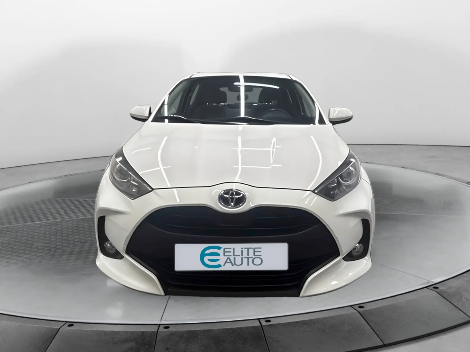 Acheter une toyota Yaris Hybride 116h d’occasion avec 75440km disponible immédiatement - photo 8